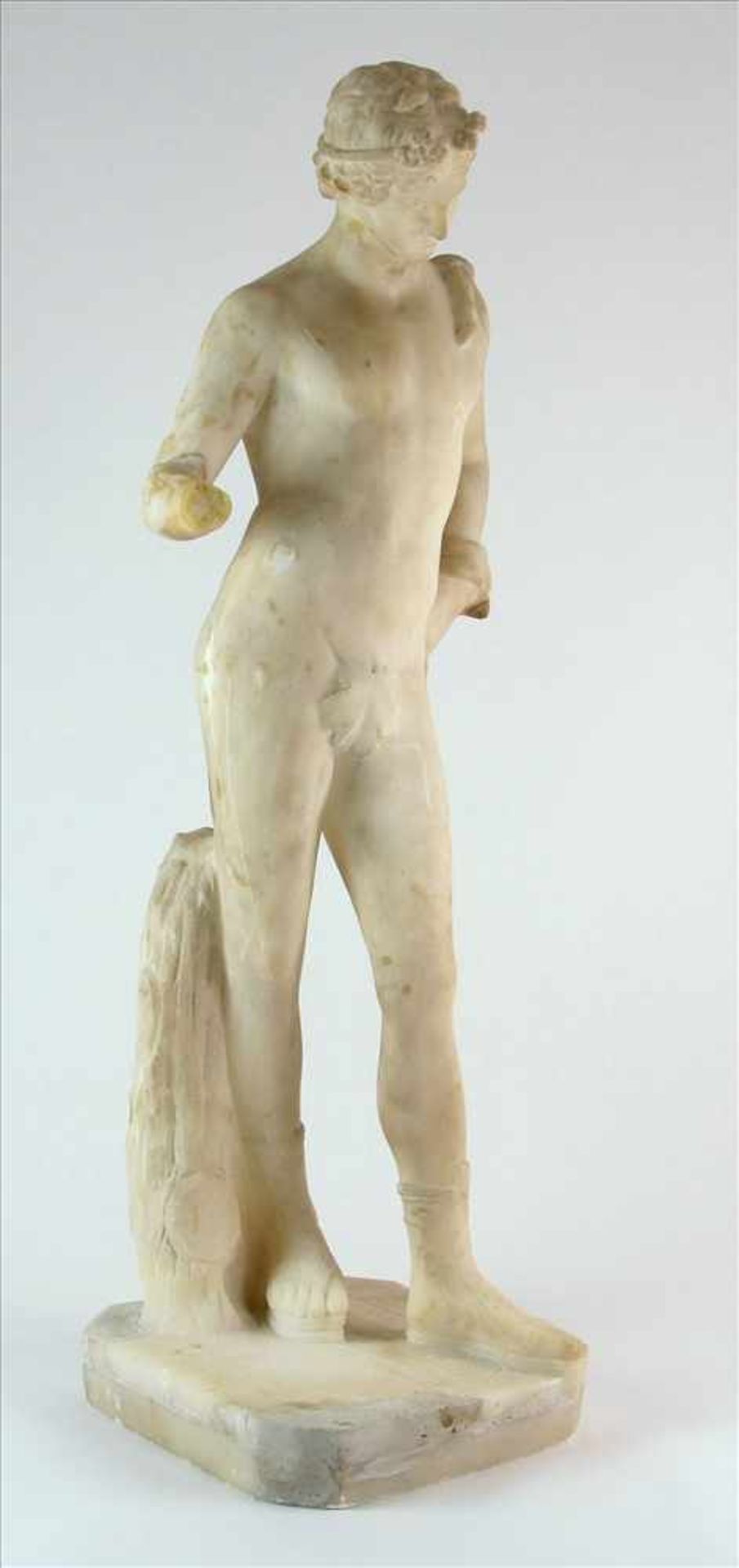 Stehender ApollWohl Italien 19. Jh. Alabaster. Nach antikem Vorbild. Größe ca. 22 x 22 cm, Höhe - Bild 3 aus 5