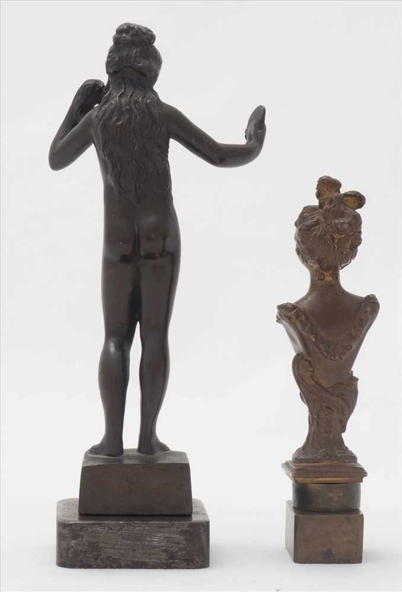 Konvolut Bronze19. Jh. Kleinbronze, Petschaft und Bronzewappen von Glaubitz. Eine sich im Spiegel - Bild 2 aus 7