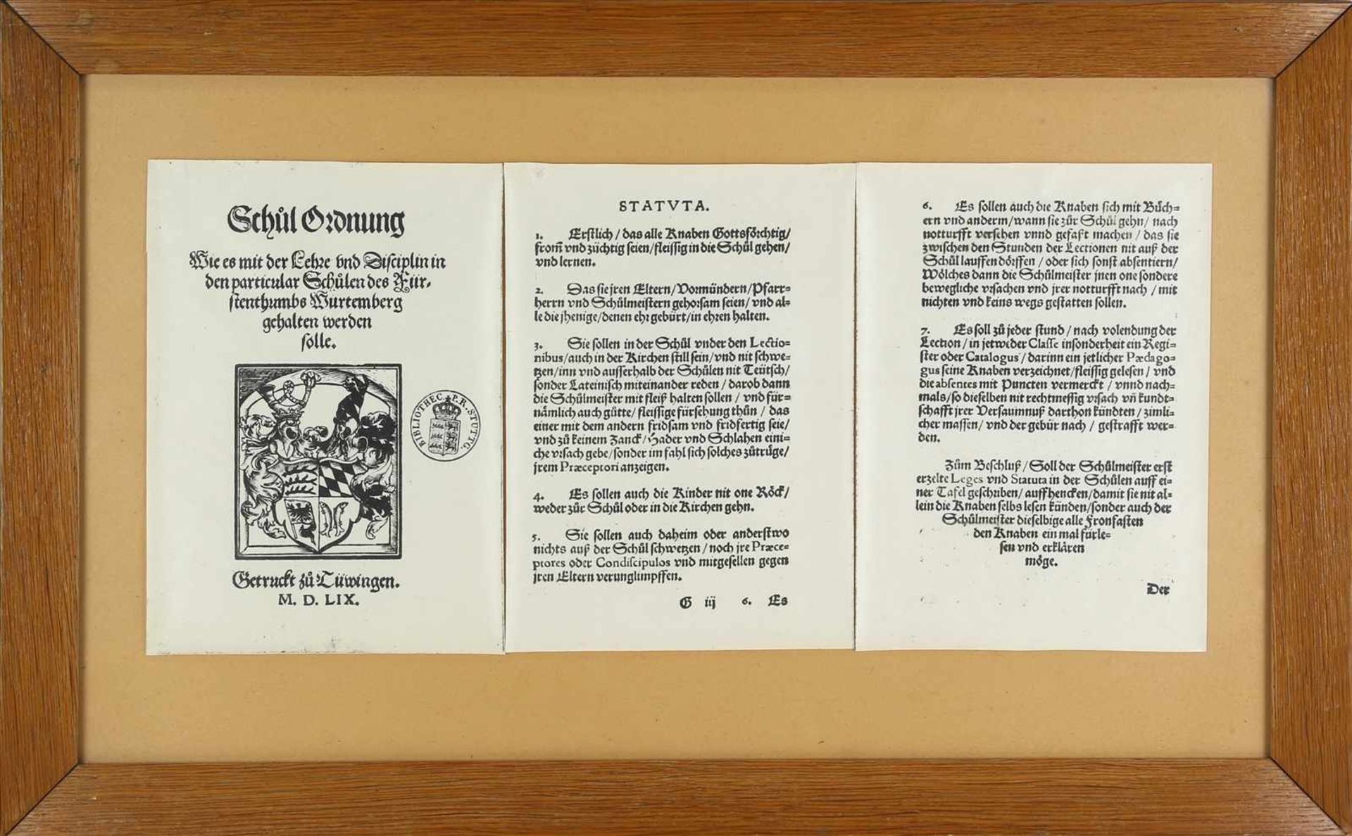 Schulordnungfür Württemberg 1559. Drei Faksimileseiten hinter Glas gerahmt. Rahmengröße ca. 23 x