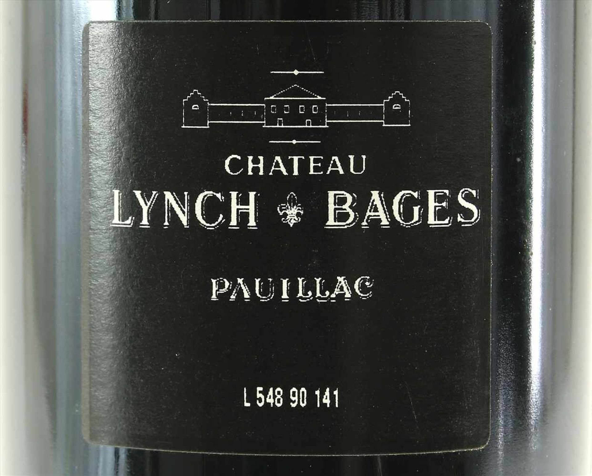 Chateau Lynch Bages 1990Grand Cru Classé. 0,75 Liter Flasche. Füllstand Anfang Hals wie - Bild 3 aus 4