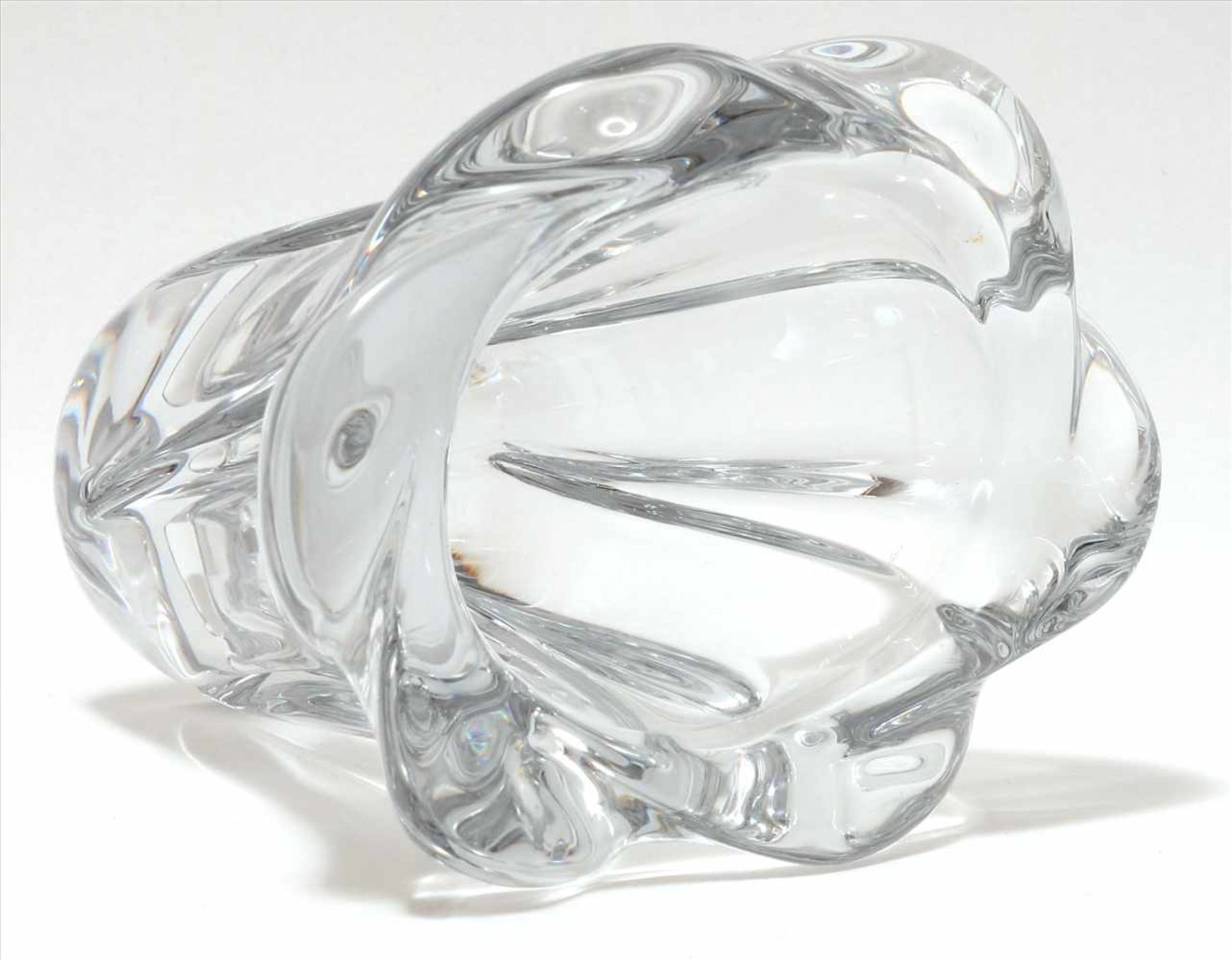 GlasvaseDaum France. Blütenform. Klarglas. Seitlich Ätzsignatur. Durchmesser ca. 15 x 12,5 cm, - Bild 3 aus 4