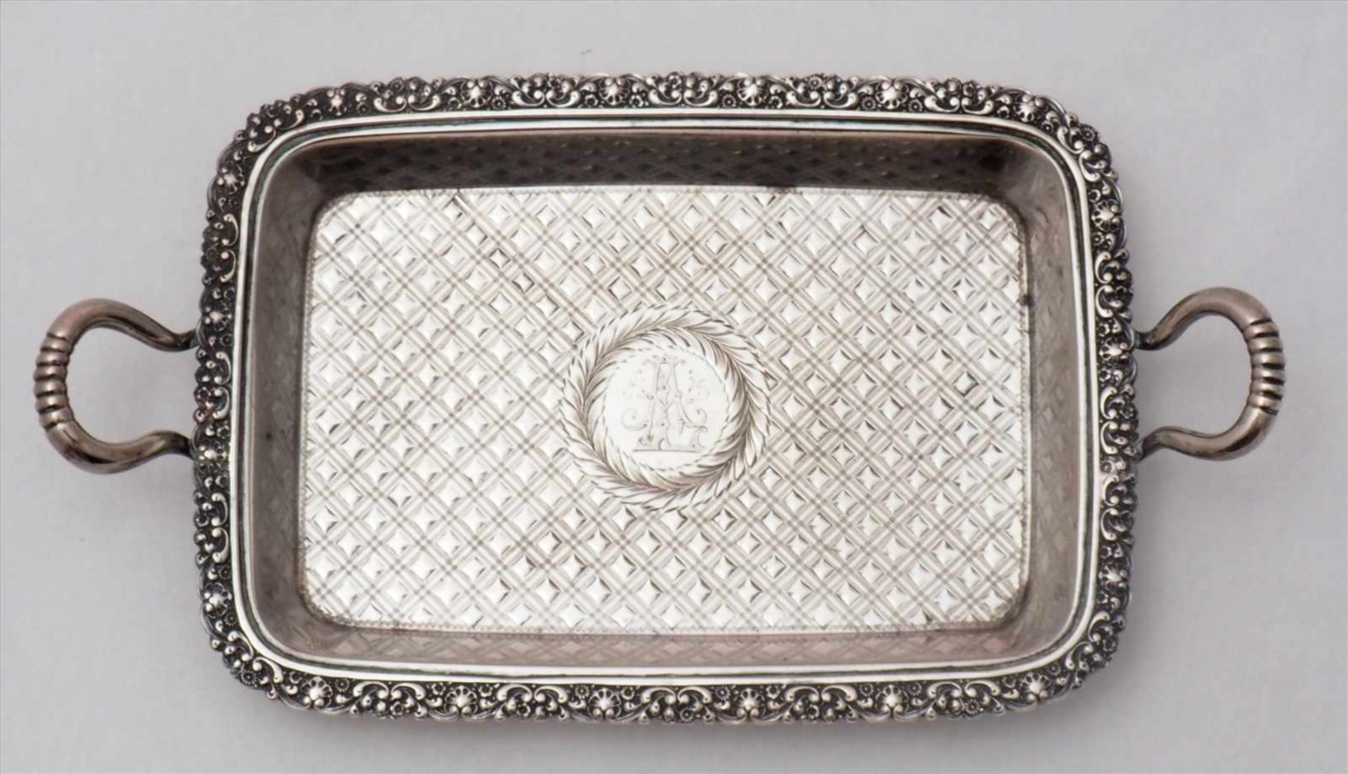 ButterschaleDeutsch um 1897. Silber 925. Flachgemuldeter Korpus mit reichem Dekor im Empirestil - Bild 2 aus 5