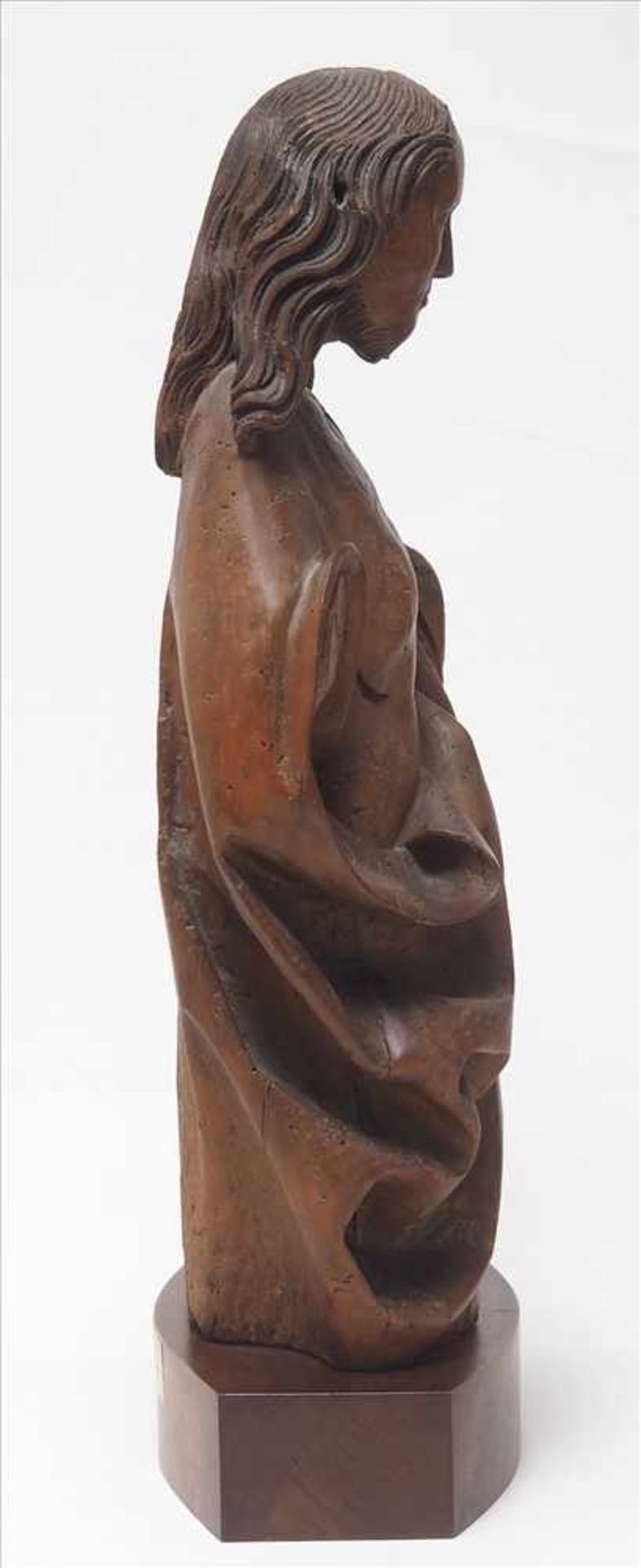 Heiliger JohannesWohl Umkreis Tilmann Riemenschneider Ende 15. Jh. Halbfigur des Heiligen Johannes - Image 6 of 18