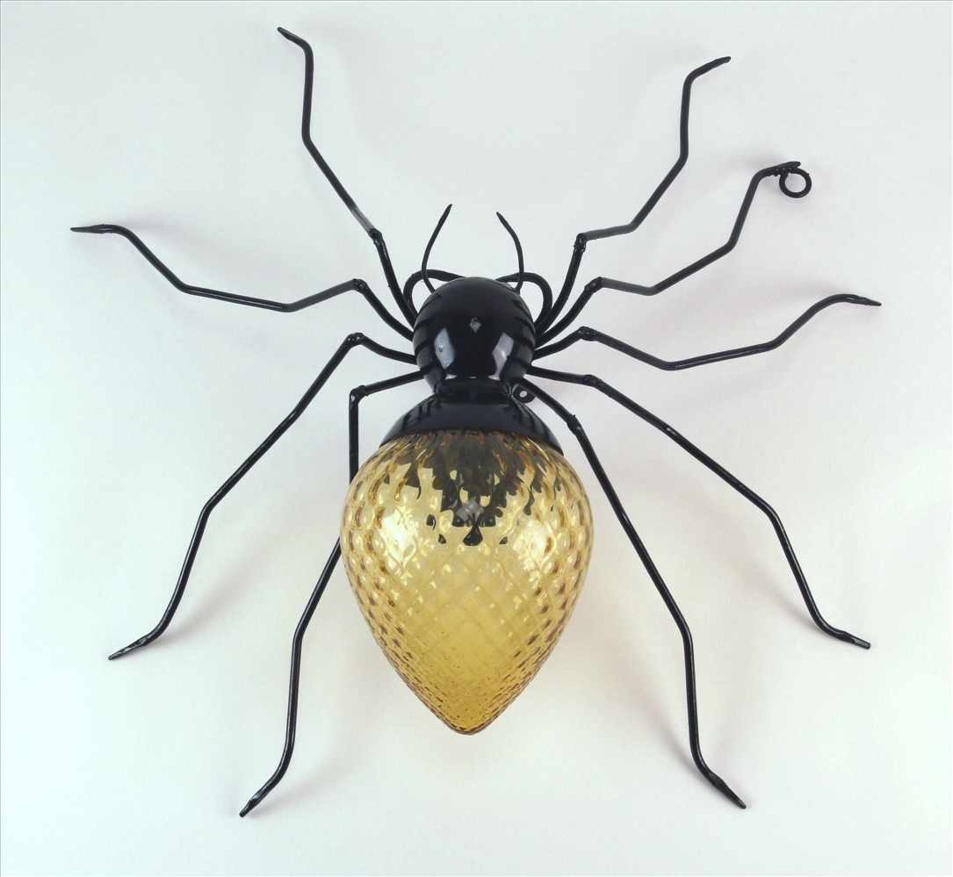 Designerlampe1970-er Jahre. In Form einer Spinne. Schwarz lackiertes Metall und honiggelbes Glas. - Bild 3 aus 3