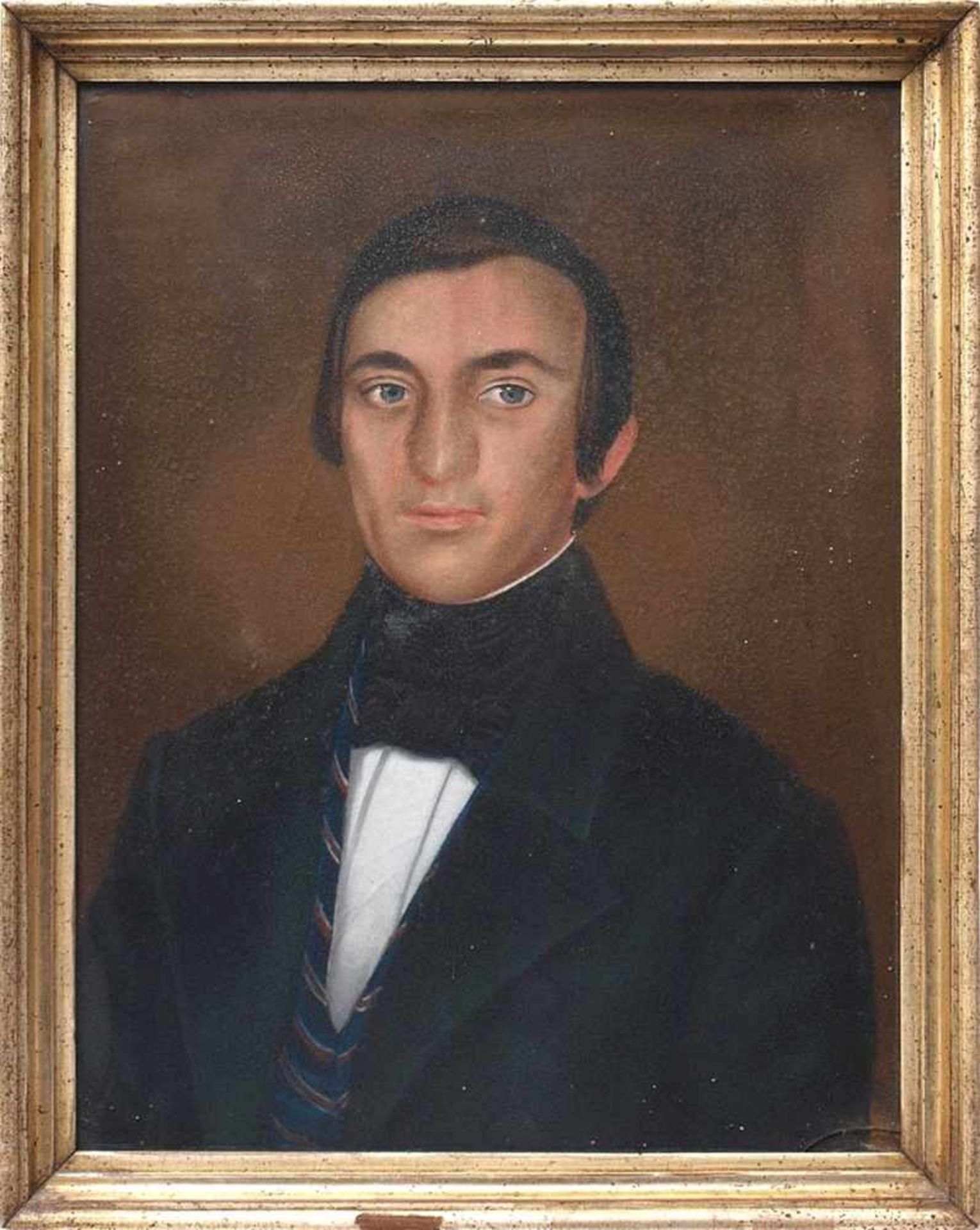 Biedermeier Portraitist Deutsch um 1820. Halbportrait eines jüngeren Herrn im Gehrock mit gesteifter - Bild 2 aus 3