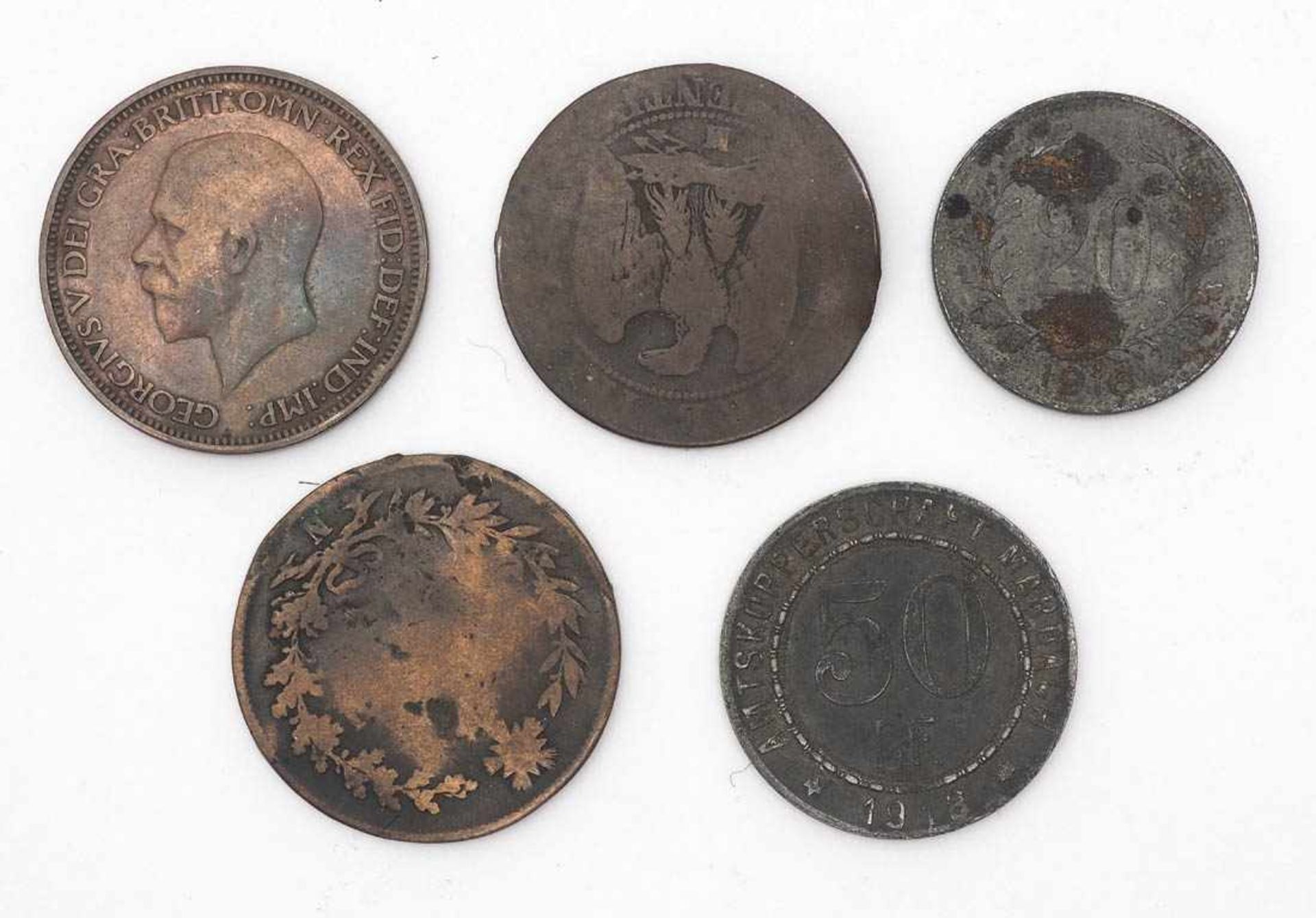 Konvolut VariaFünf Münzen. Unter anderem Amtskörperschaft Marburg 1918, Napoleon III; Knopfloch -