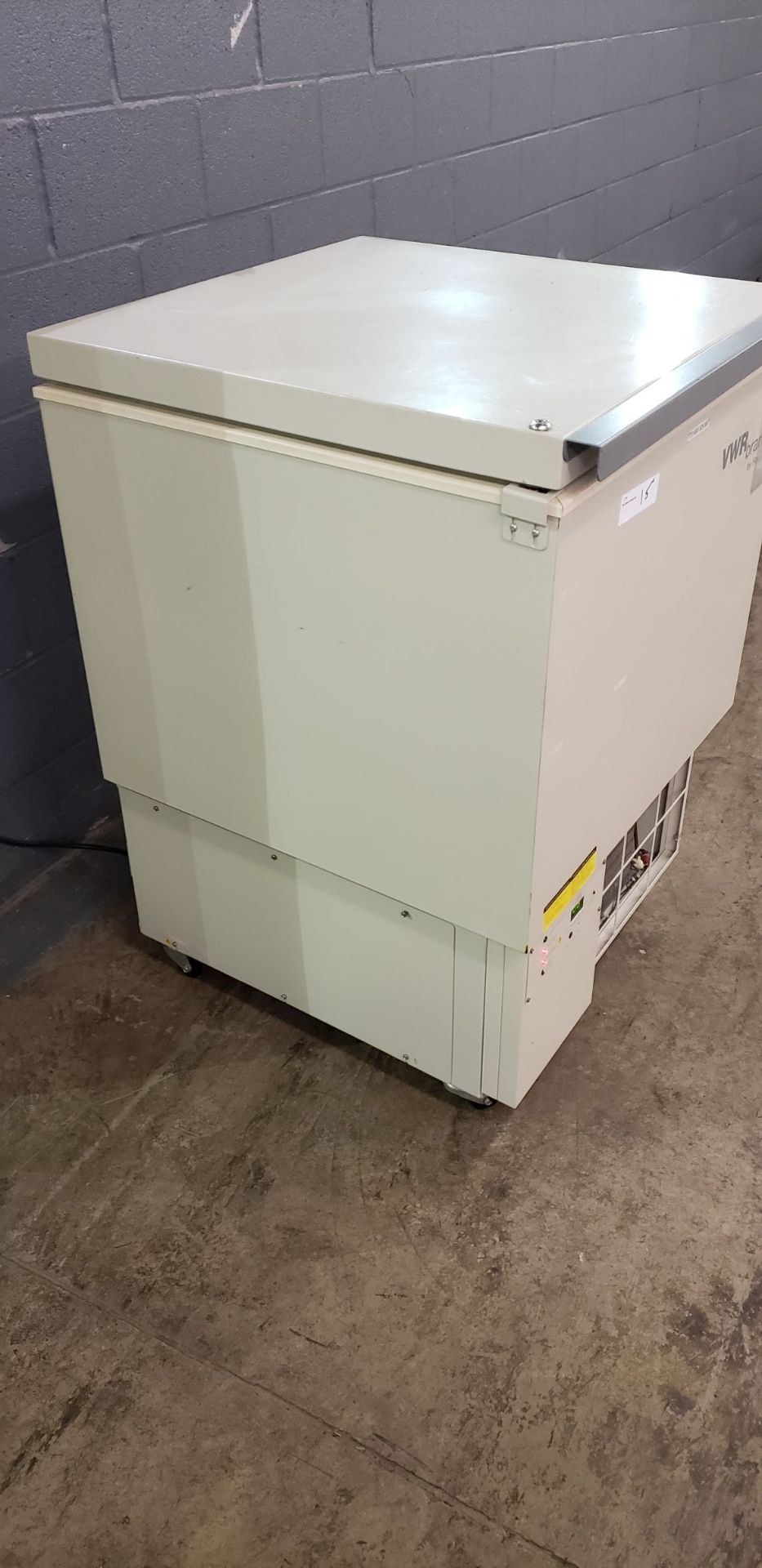 VWR Freezer, model 5473 - Image 5 of 11