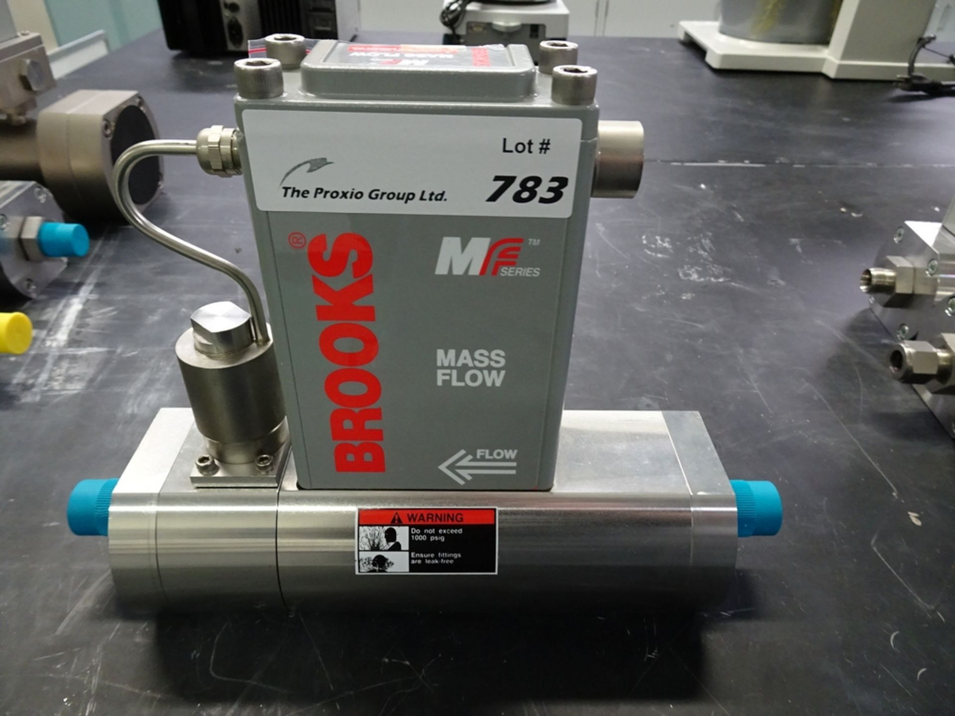 (1) Brooks MF Series Model MF53XAF41D1N20A H2 Mass Flow Controller Operating Pressure 160 PSIG Max