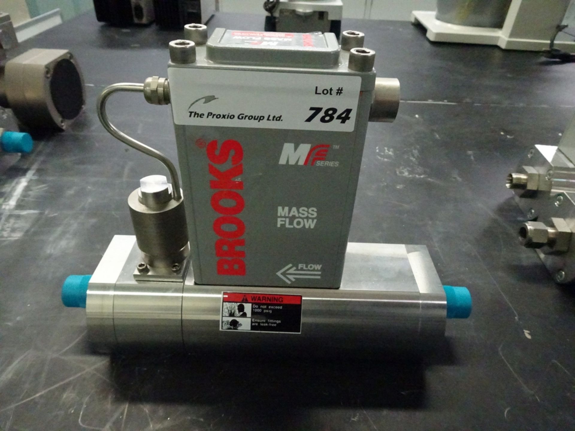 (1) Brooks MF Series  H2 Mass Flow Controller Operating Pressure 160 PSIG Max Pressure 1000 PSIG Max