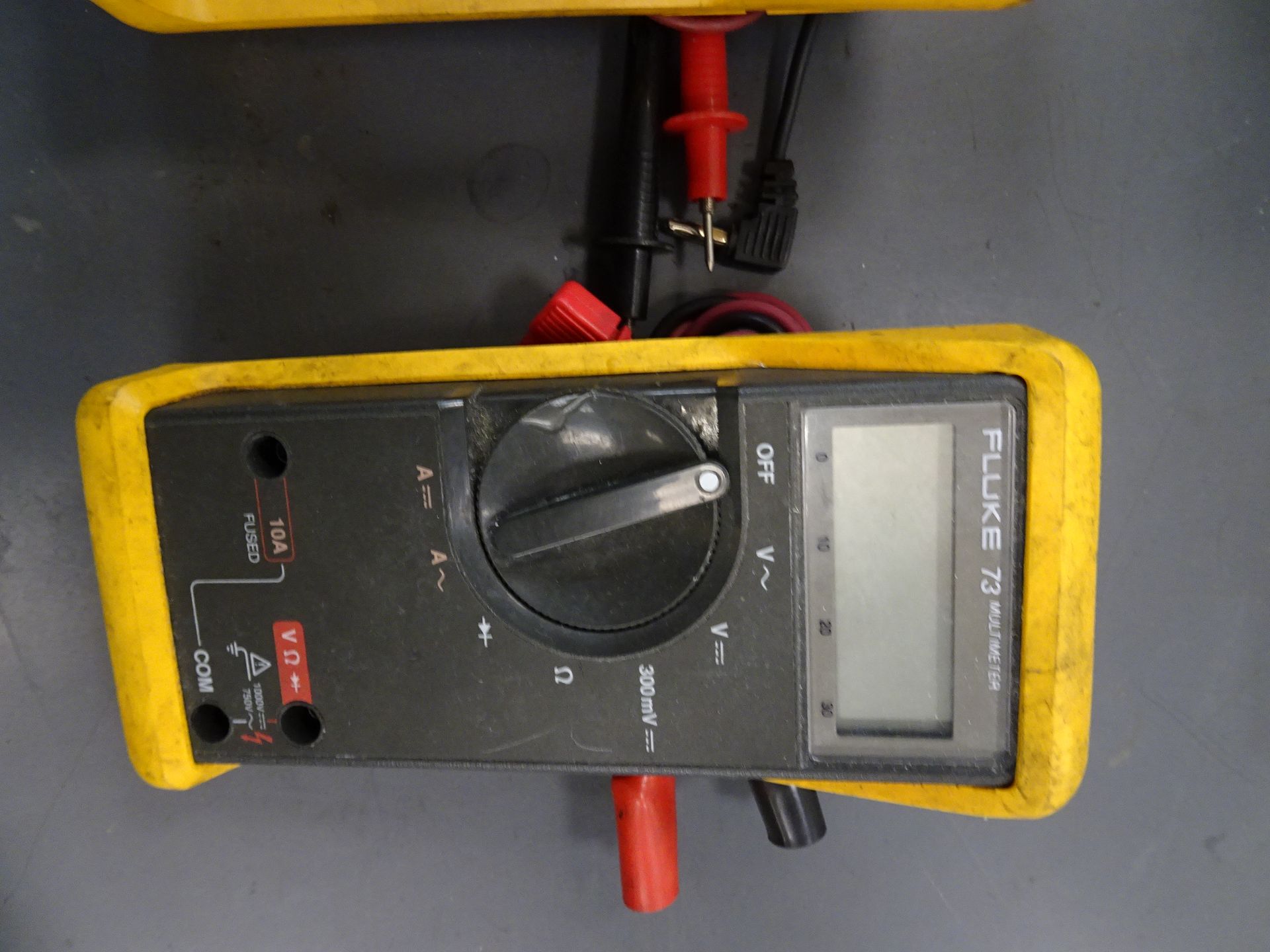 Fluke Model 73 Digital Handheld Multimeter With Leads and Case