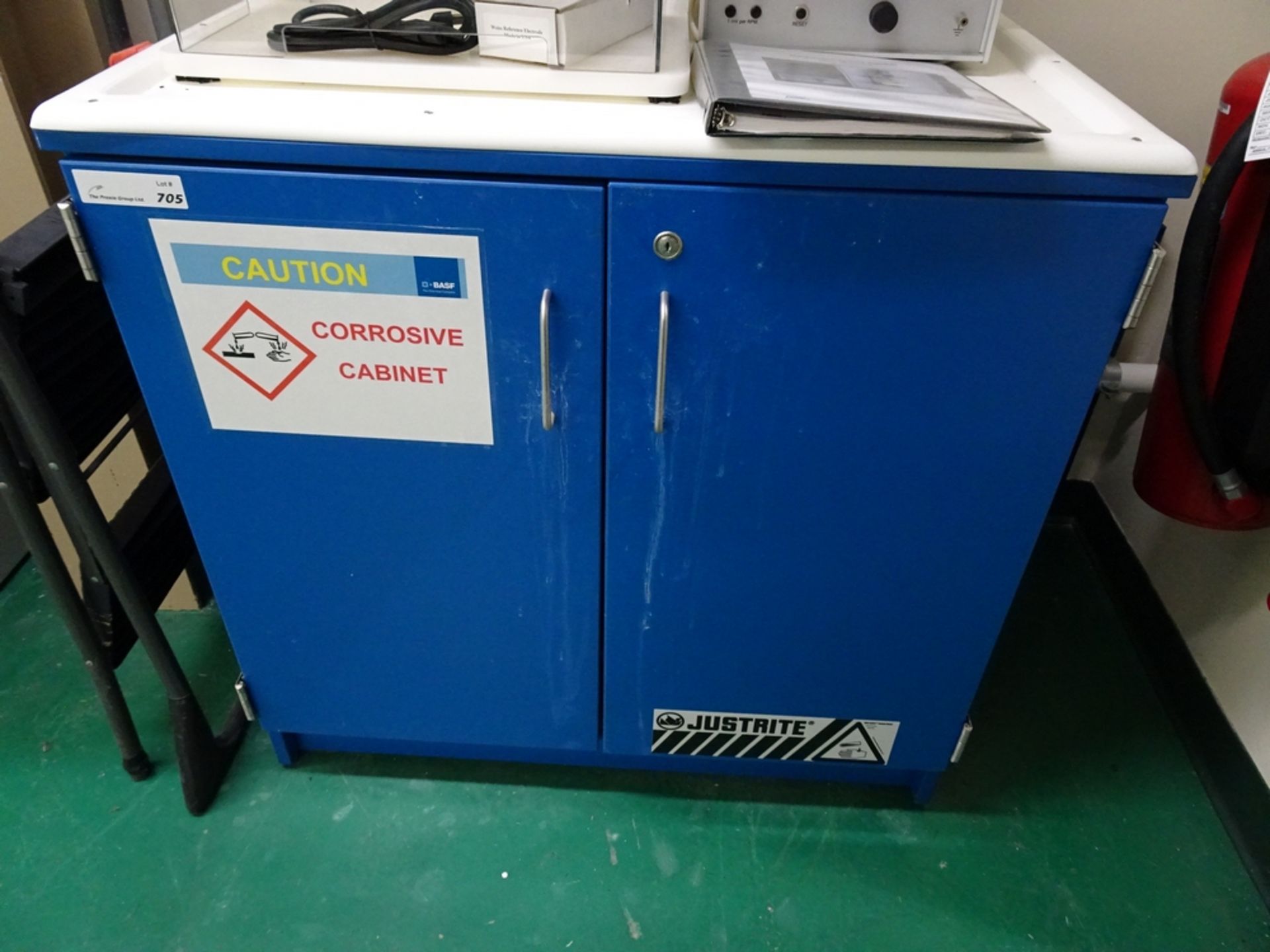 Justrite Model 24140 90 Liter Capacity 2-Door Acids And Corrosives Storage Cabinet