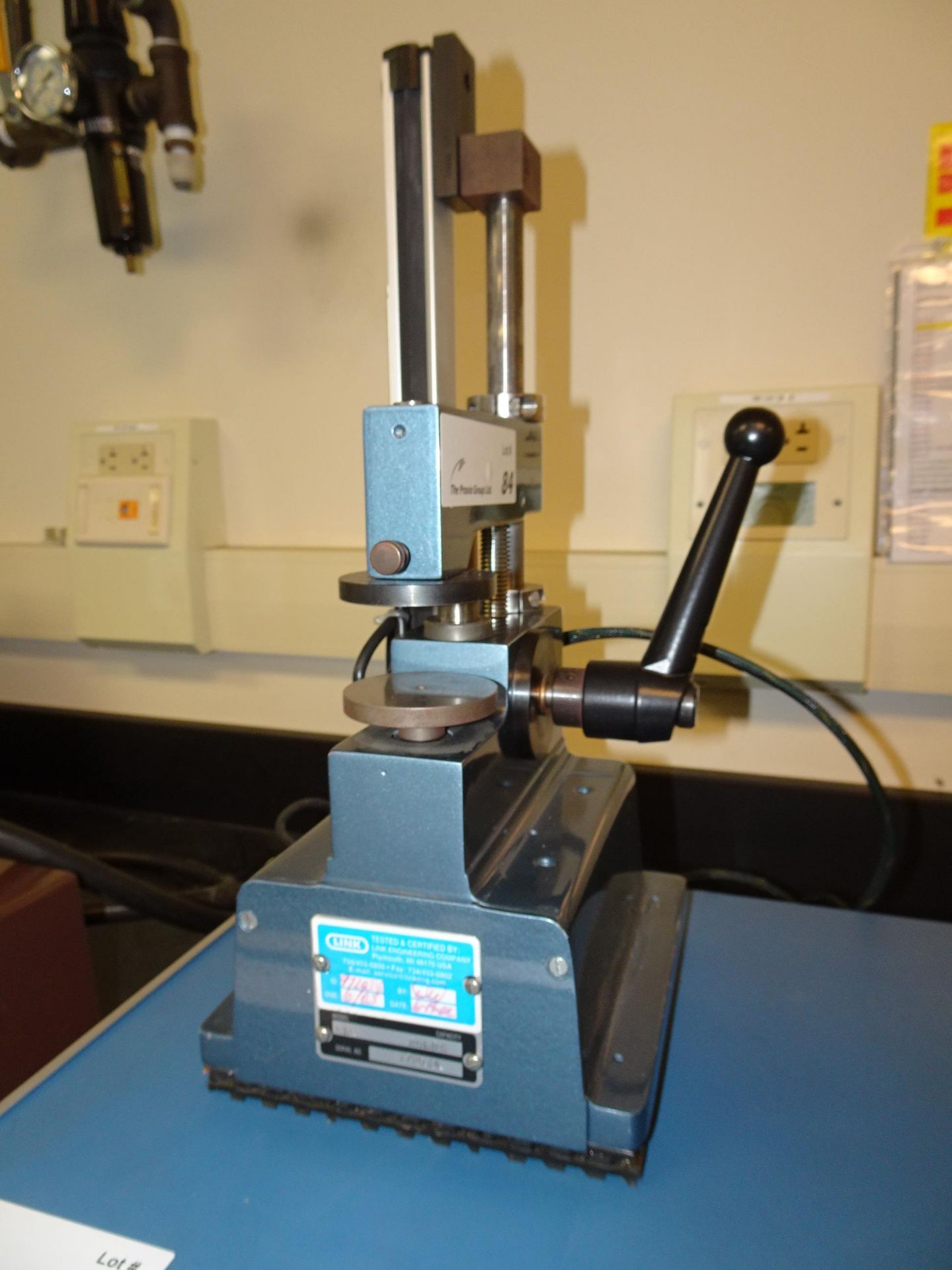 Link Engineering Model 1250 Pass Thru Spring Tester with (1) Model EL1 25LBS Tester - Image 3 of 6