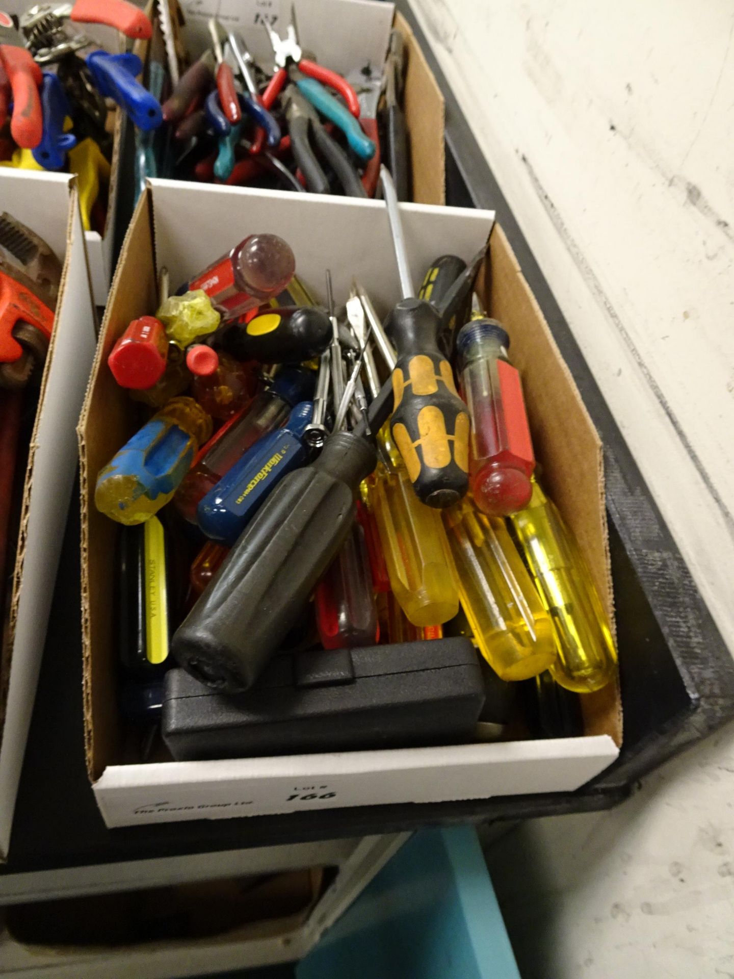 Lot Box of Misc Screwdrivers