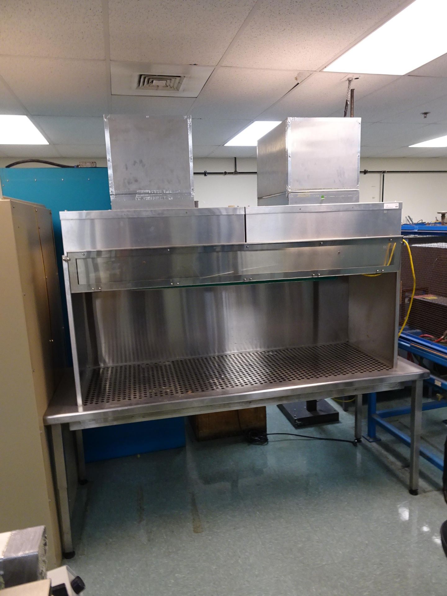 Terra Universal Model 1686-54A-31156 050 Wisper Flow Ss 72" X 24" Hood With 84" X 30" Stainless - Image 2 of 4