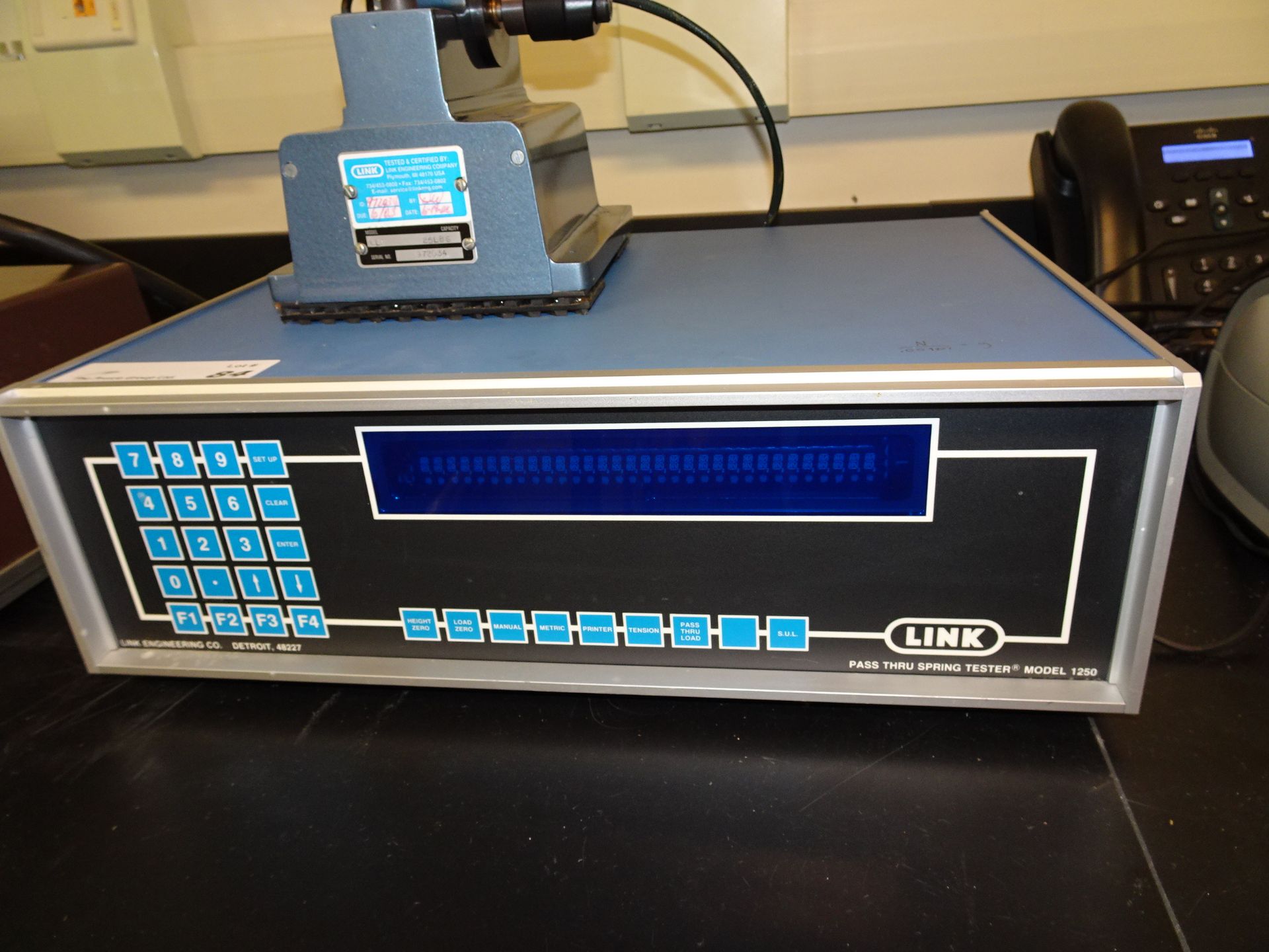 Link Engineering Model 1250 Pass Thru Spring Tester with (1) Model EL1 25LBS Tester - Image 2 of 6