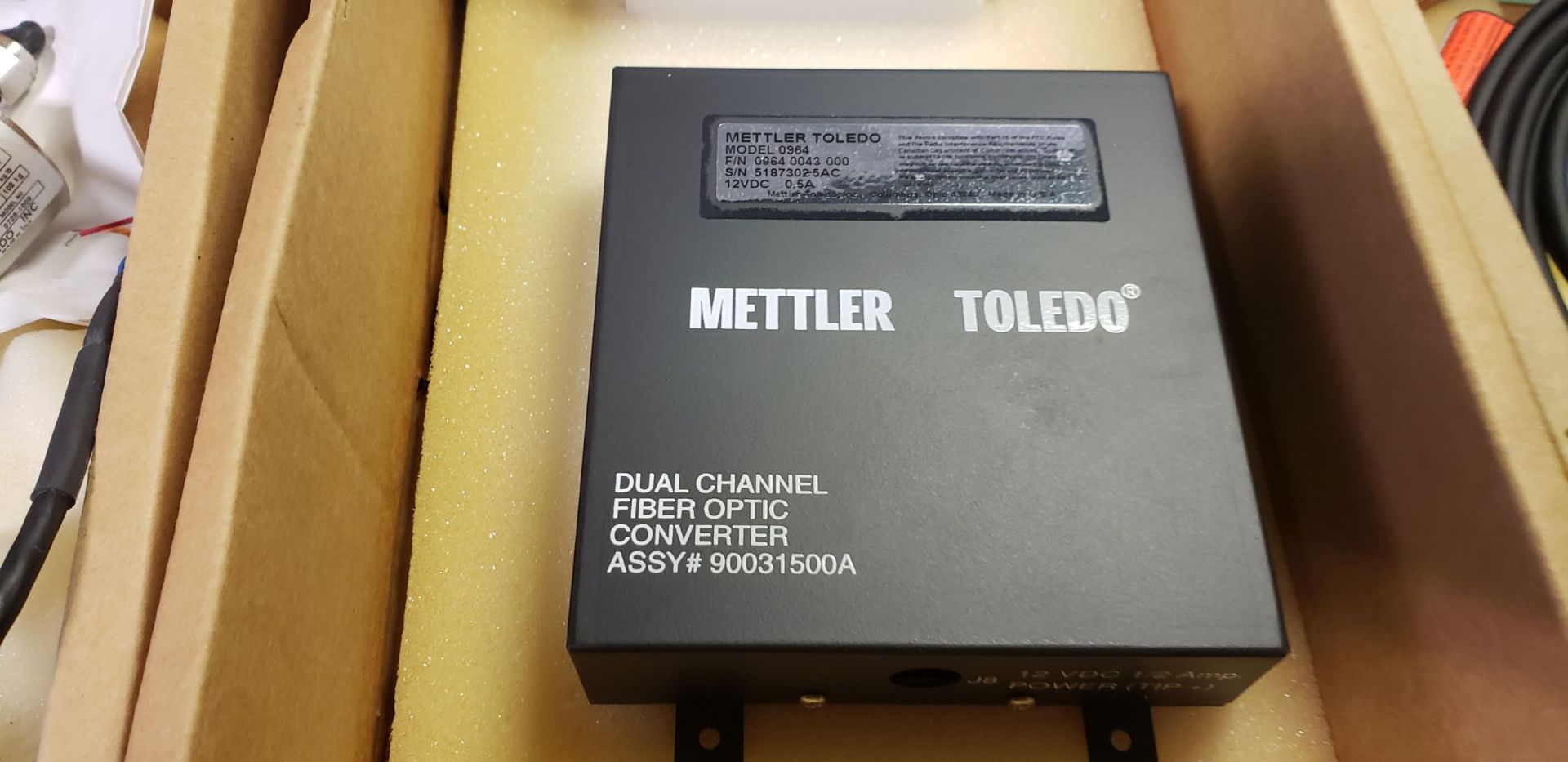 Lot of Mettler Toledo Parts, including Dual Channel Fiber Optics Converter, 500 lb and 1000 lb - Image 9 of 13