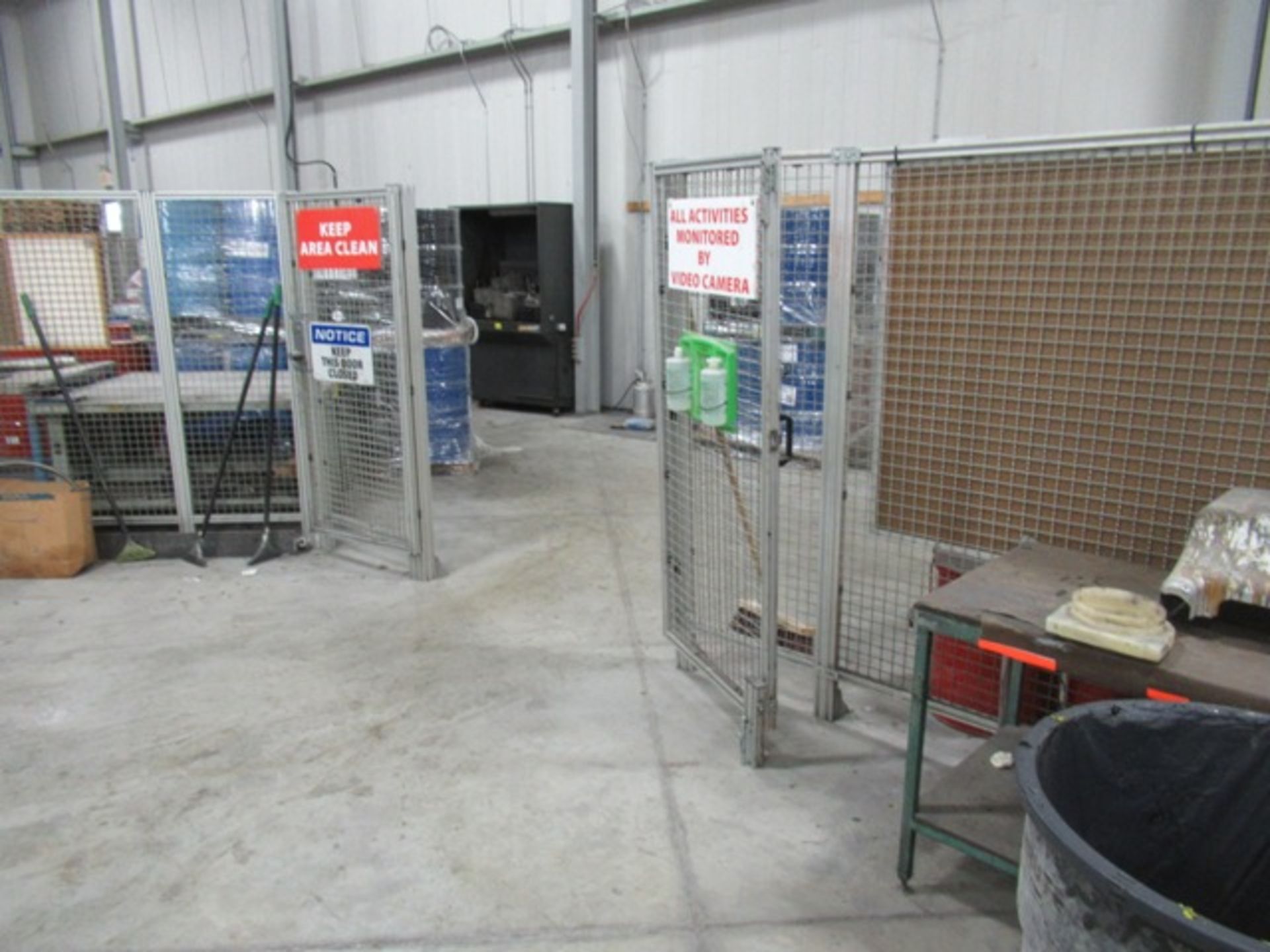 Guard Fencing and Gates, includes floor mounts. Approx linear 115 feet - Image 2 of 4