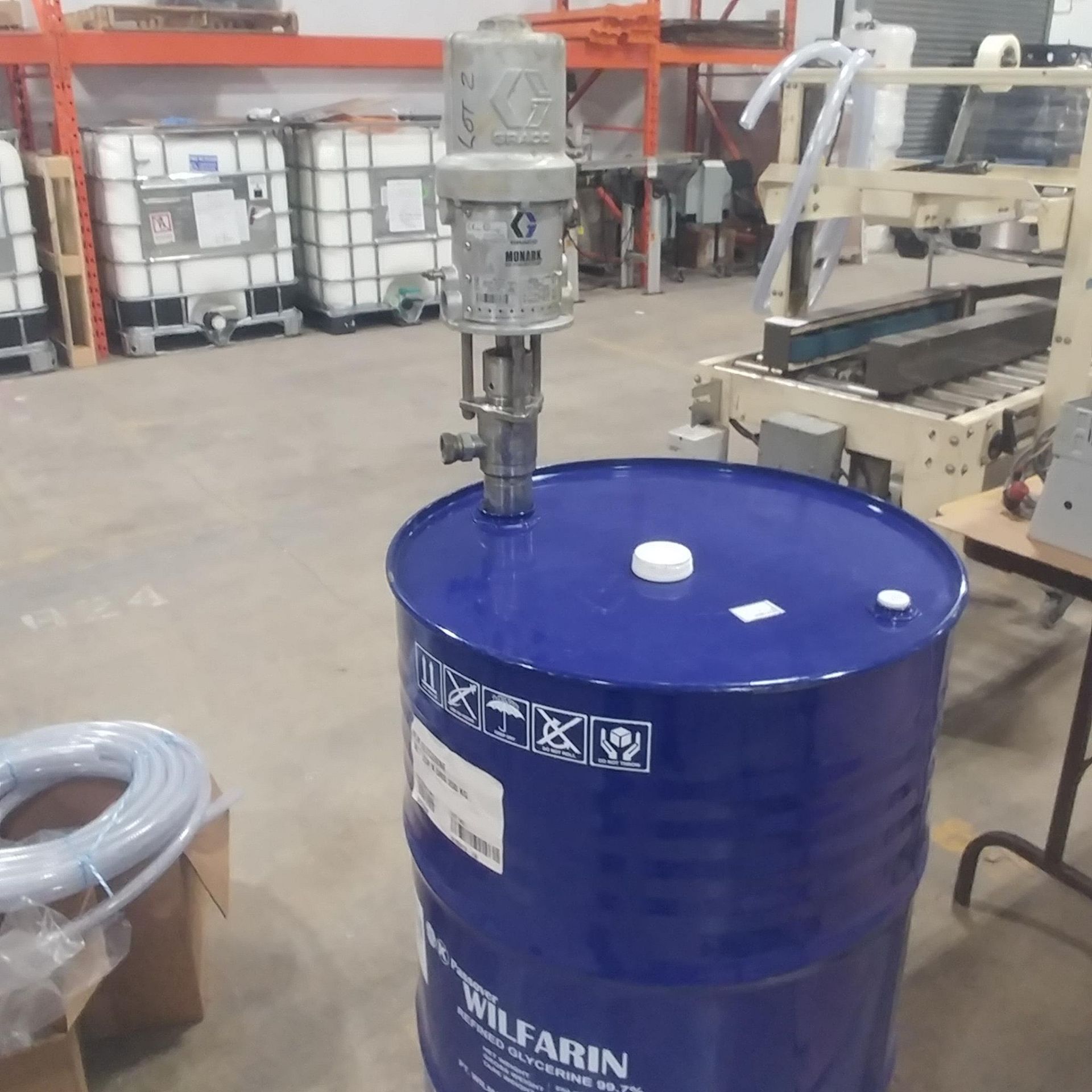 GRACO BARREL PUMP AIR POWERED MODEL MONARK 9.5L/MIN MAX FLOW - Image 3 of 7