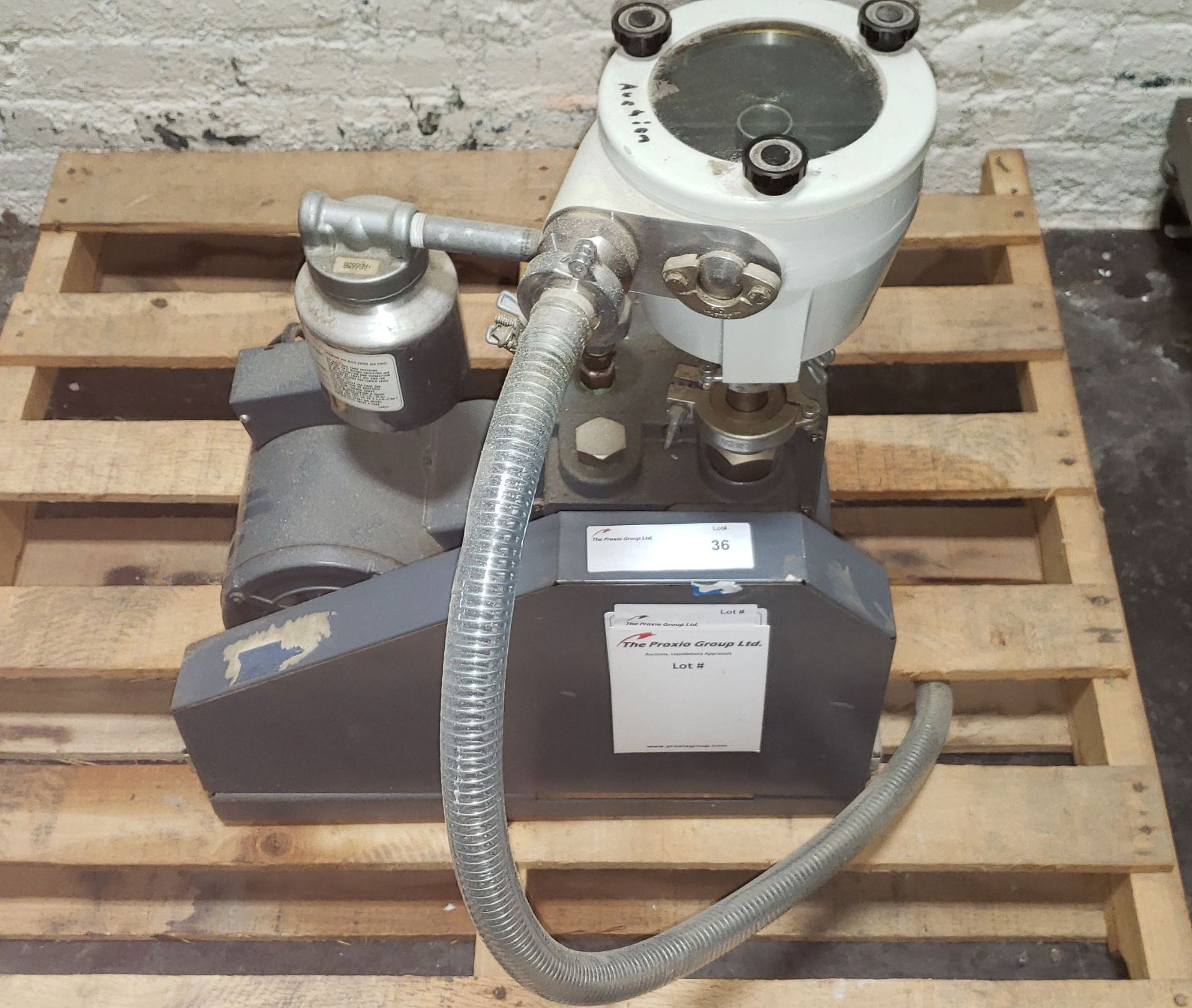 Welch Duo-Seal Vacuum Pump, Model 1376