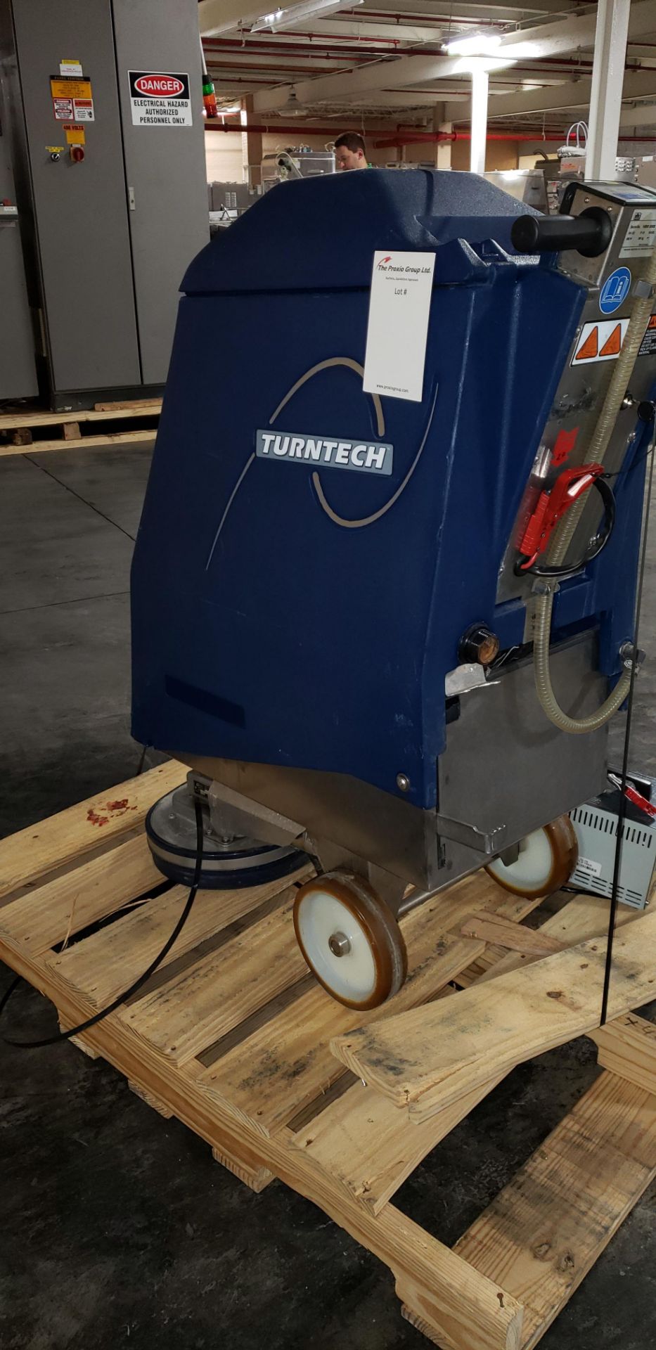 Windsor Turntech Floor Washer - Image 11 of 13