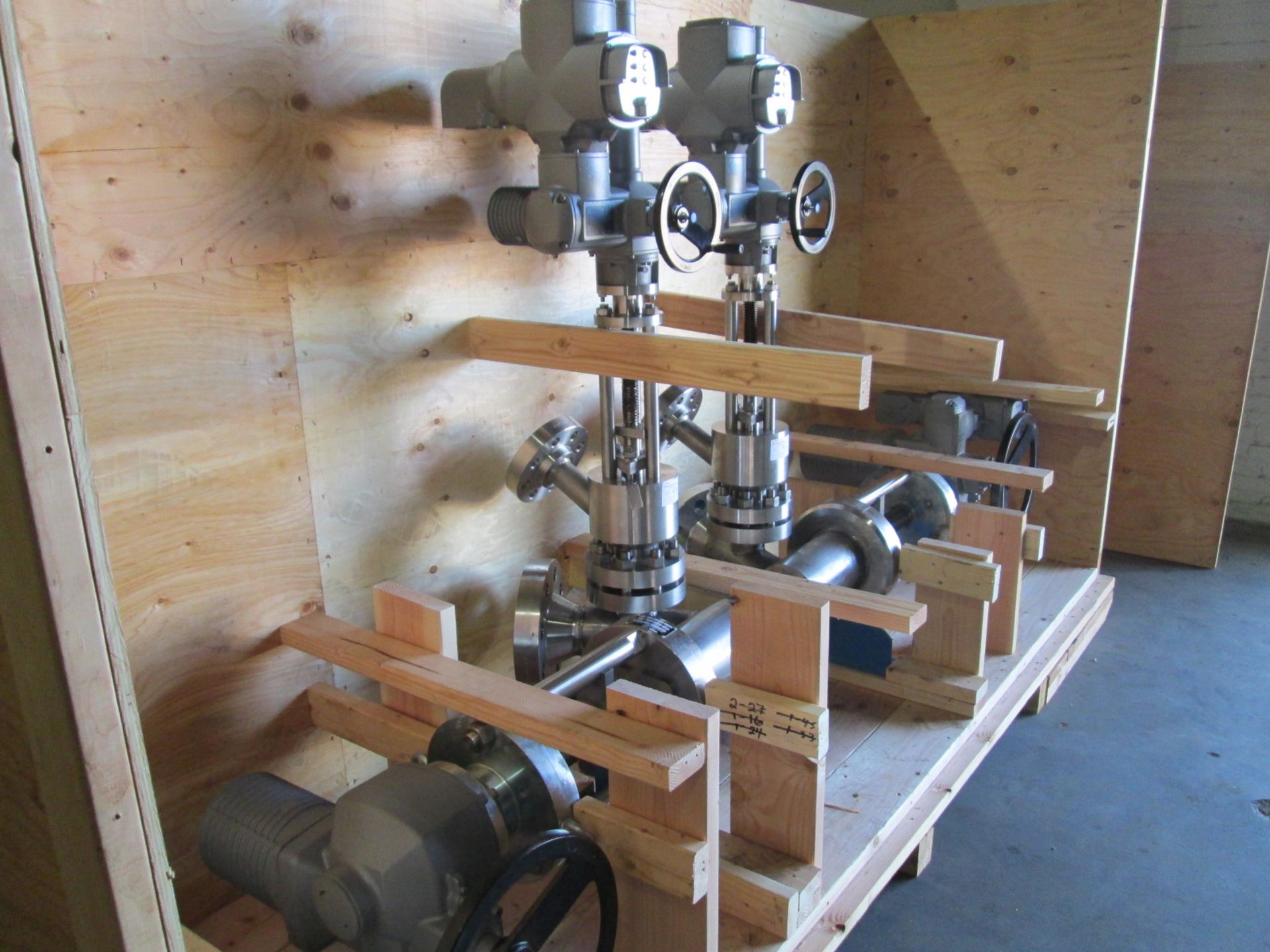 Unused 4" Strahman Valve system, consisting of (4) valves, 316L stainless steel construction, - Image 7 of 28
