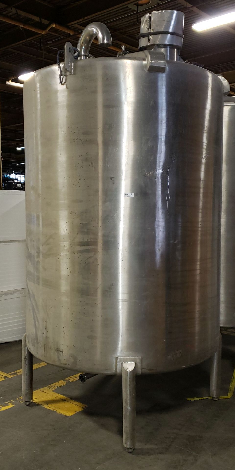 4,322L (1150 Gallon USG) Stainless Steel Tank, on 4 legs, domed top and dish bottom 82" straight