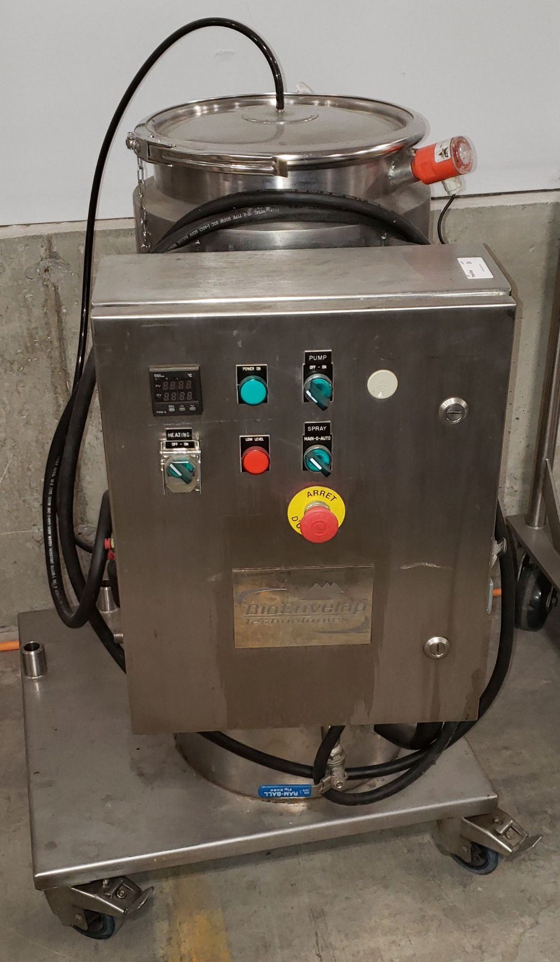Heating Spray Pump-Bio Envelope Technologies Stainless Steel Tank on Cart with Internal Heating