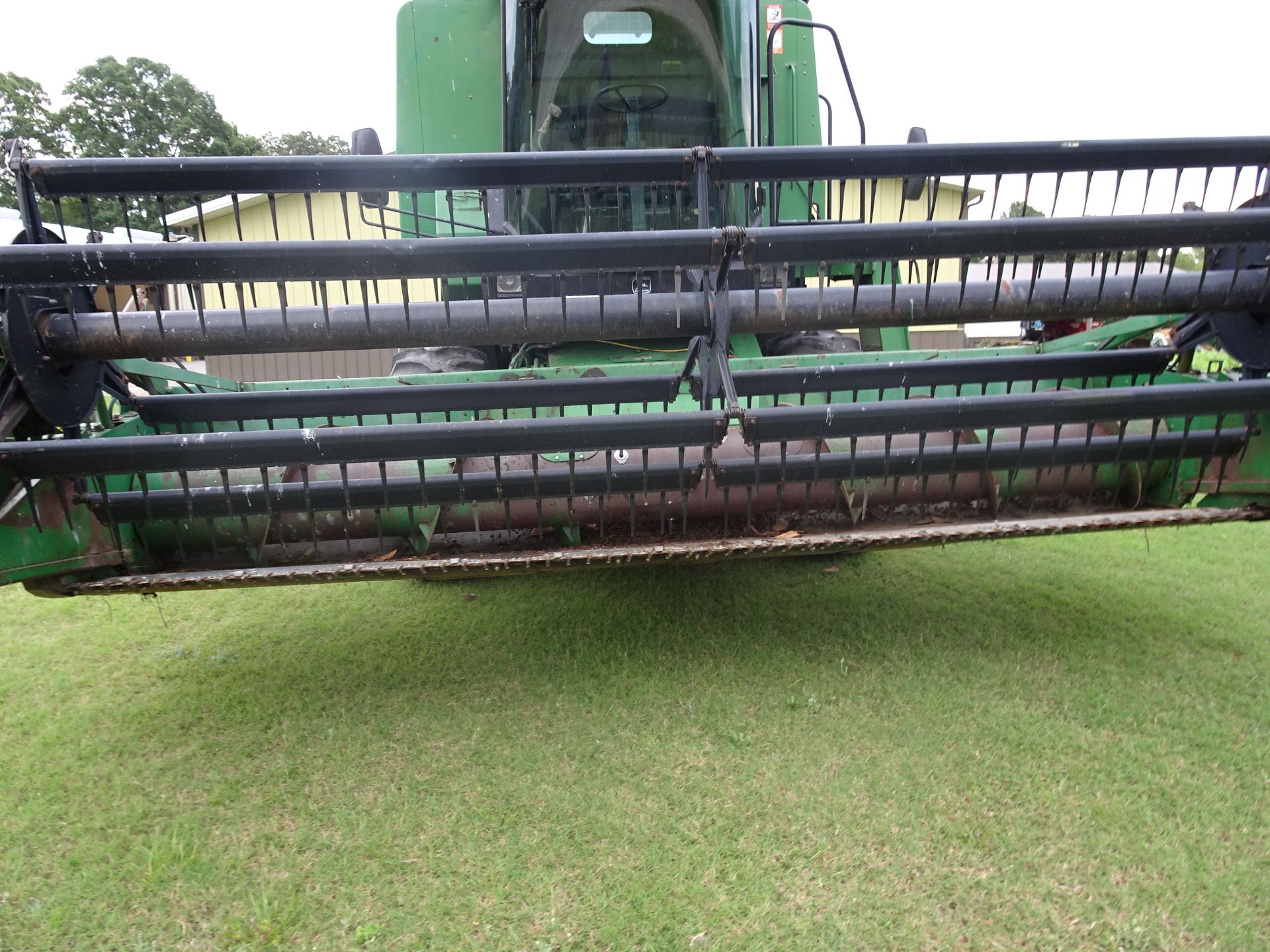 BULK LOT: Lots 39-43 John Deere Hydro Combine w/Grain & Corn Head & 2 Trailers See Auctioneers Note - Image 11 of 37