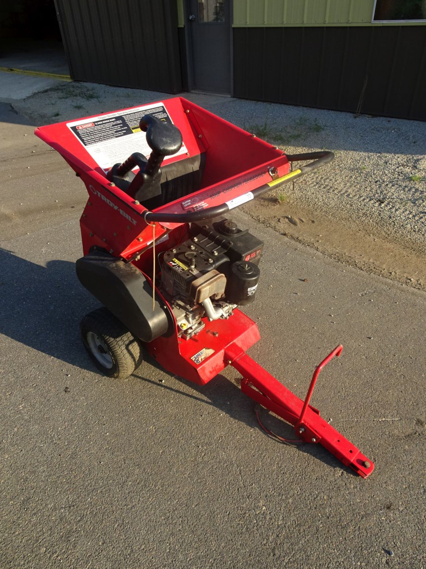 Troy-Bilt (Graden Way Inc) Model 47024 Tow Behind 10 HP Chipper / Shredder sn 470240105257 - Image 2 of 8