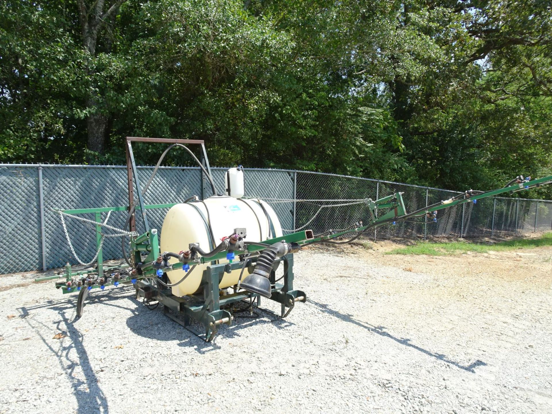 H&H Farm Machinery Company Model 579 3-Point Field Sprayer Approximate Spray Width 36' Over All, - Image 6 of 8