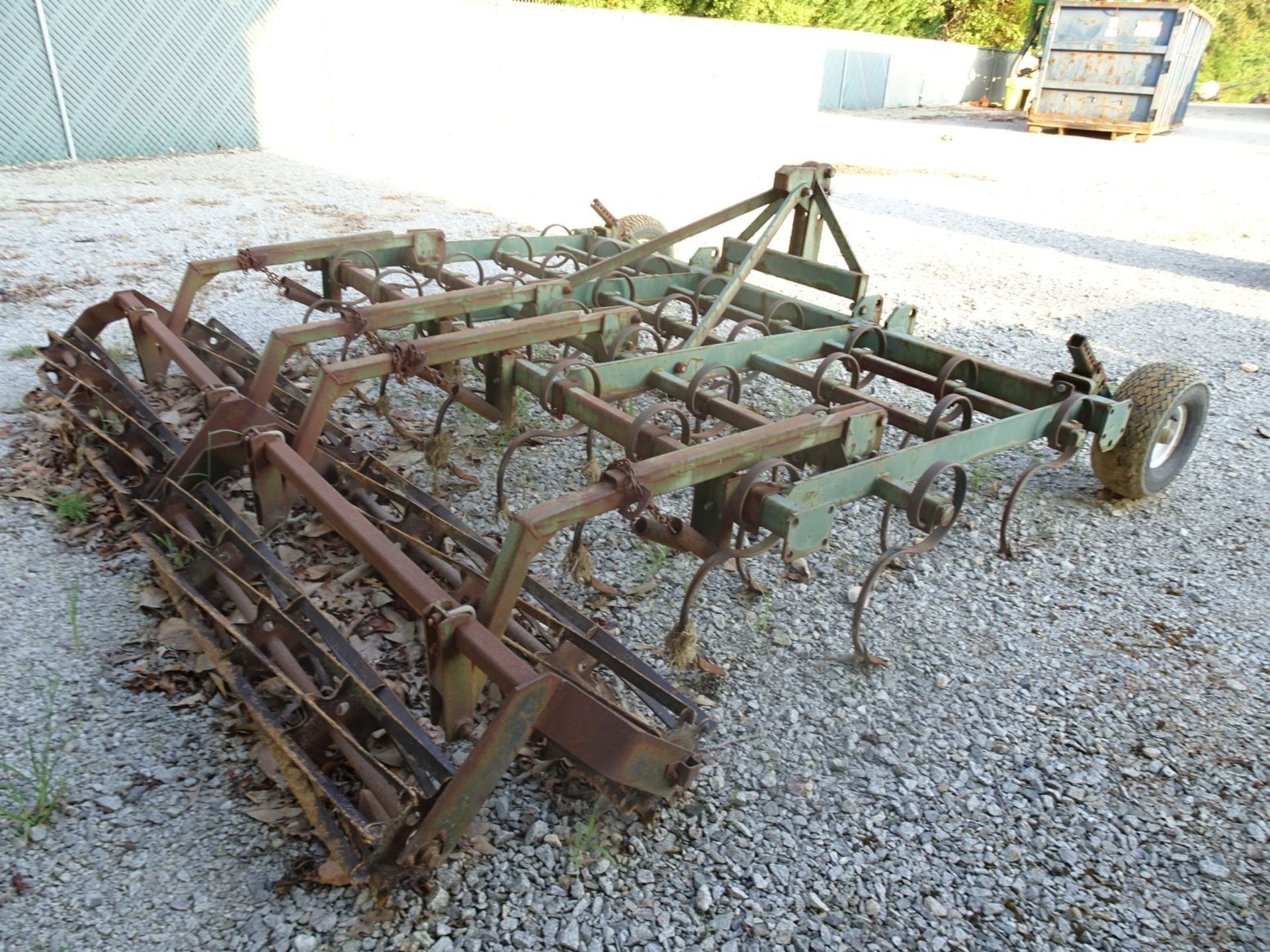 Kelley Manufacturing Co 10' Spring Tine Cultivator With (2) Rolling Baskets - Image 2 of 6