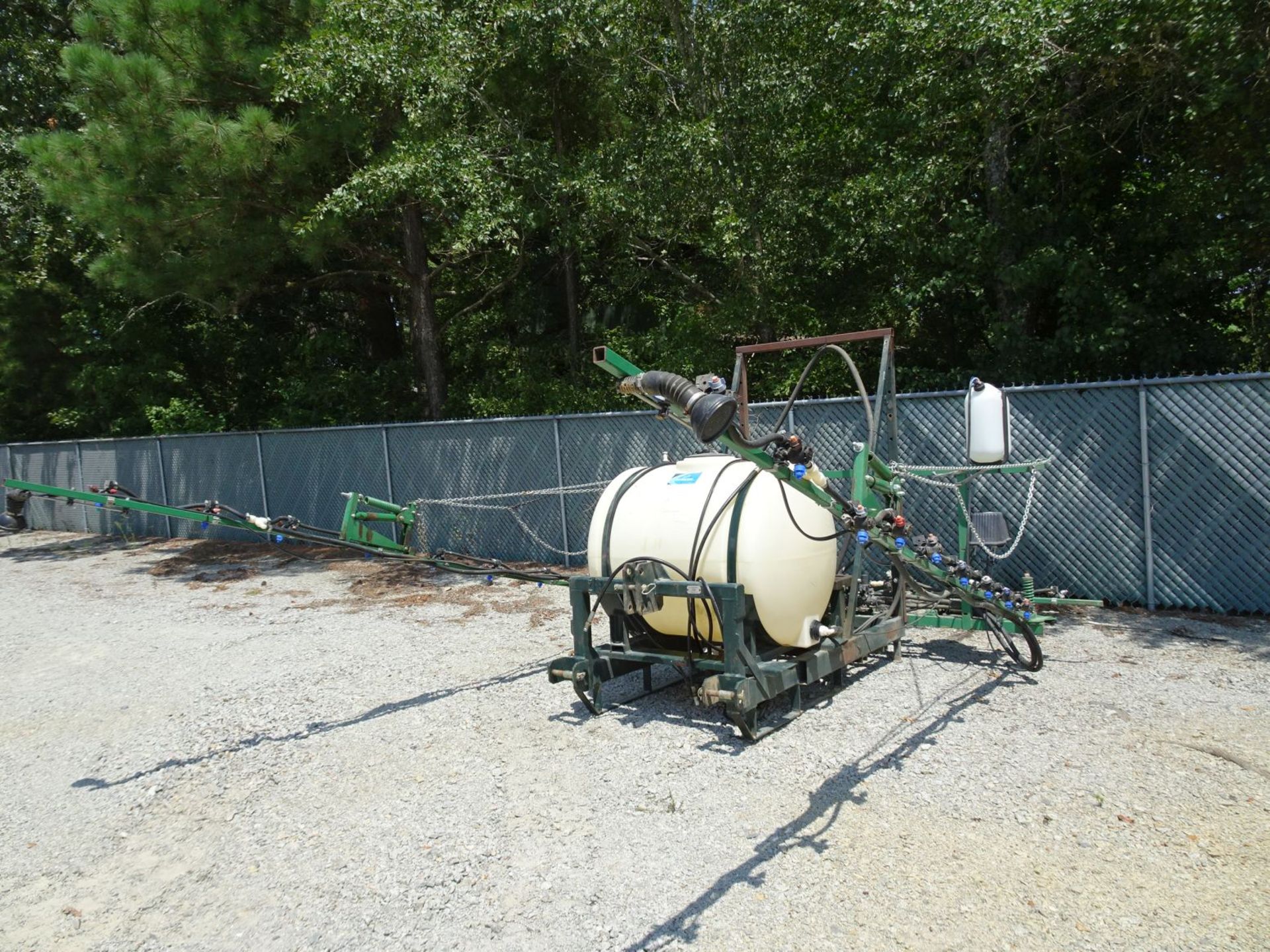 H&H Farm Machinery Company Model 579 3-Point Field Sprayer Approximate Spray Width 36' Over All, - Image 7 of 8