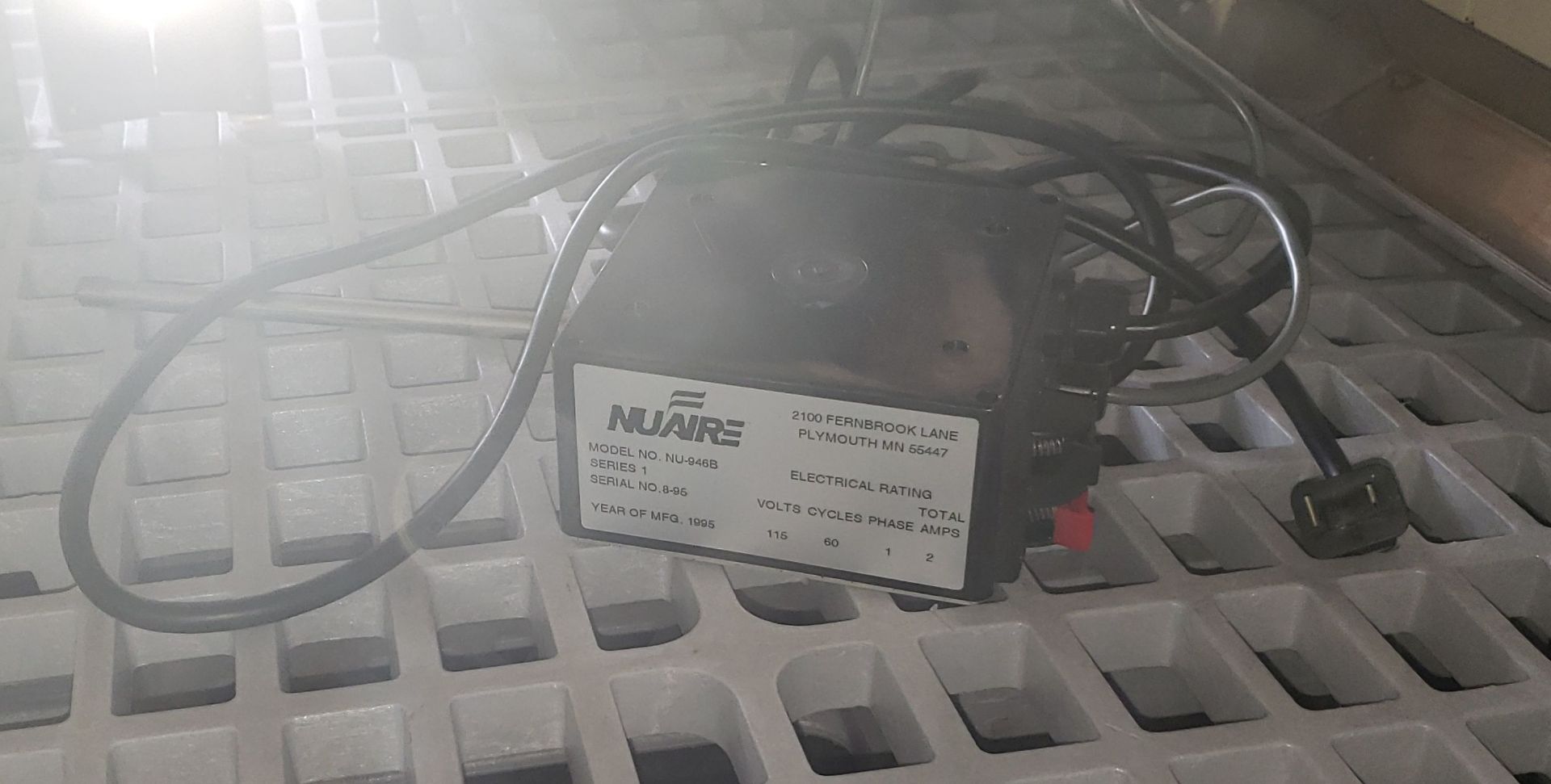 Nuaire benchtop isolator - Image 4 of 5