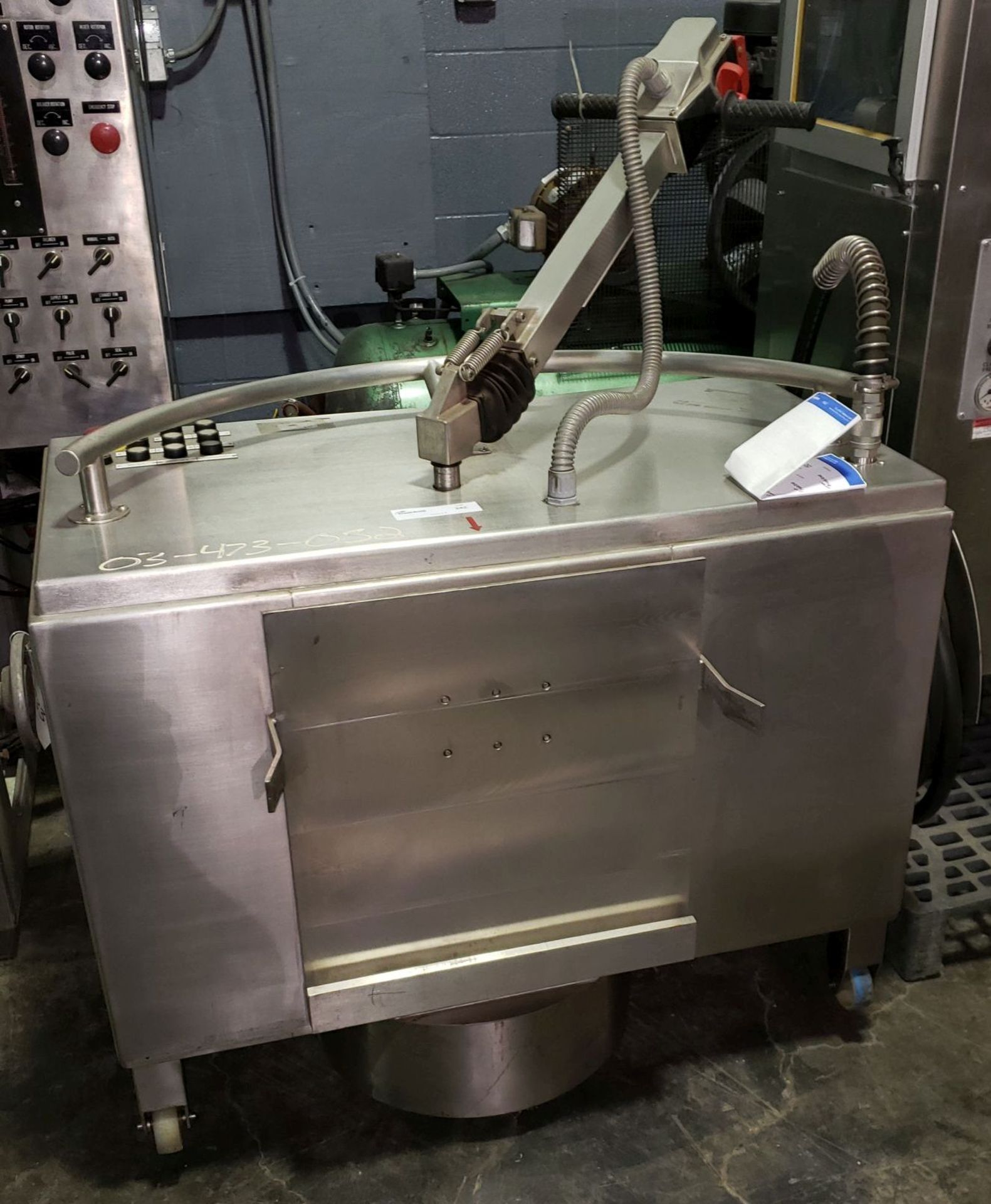 Glatt BMP 1000 Bowl Handler all stainless steel construction.