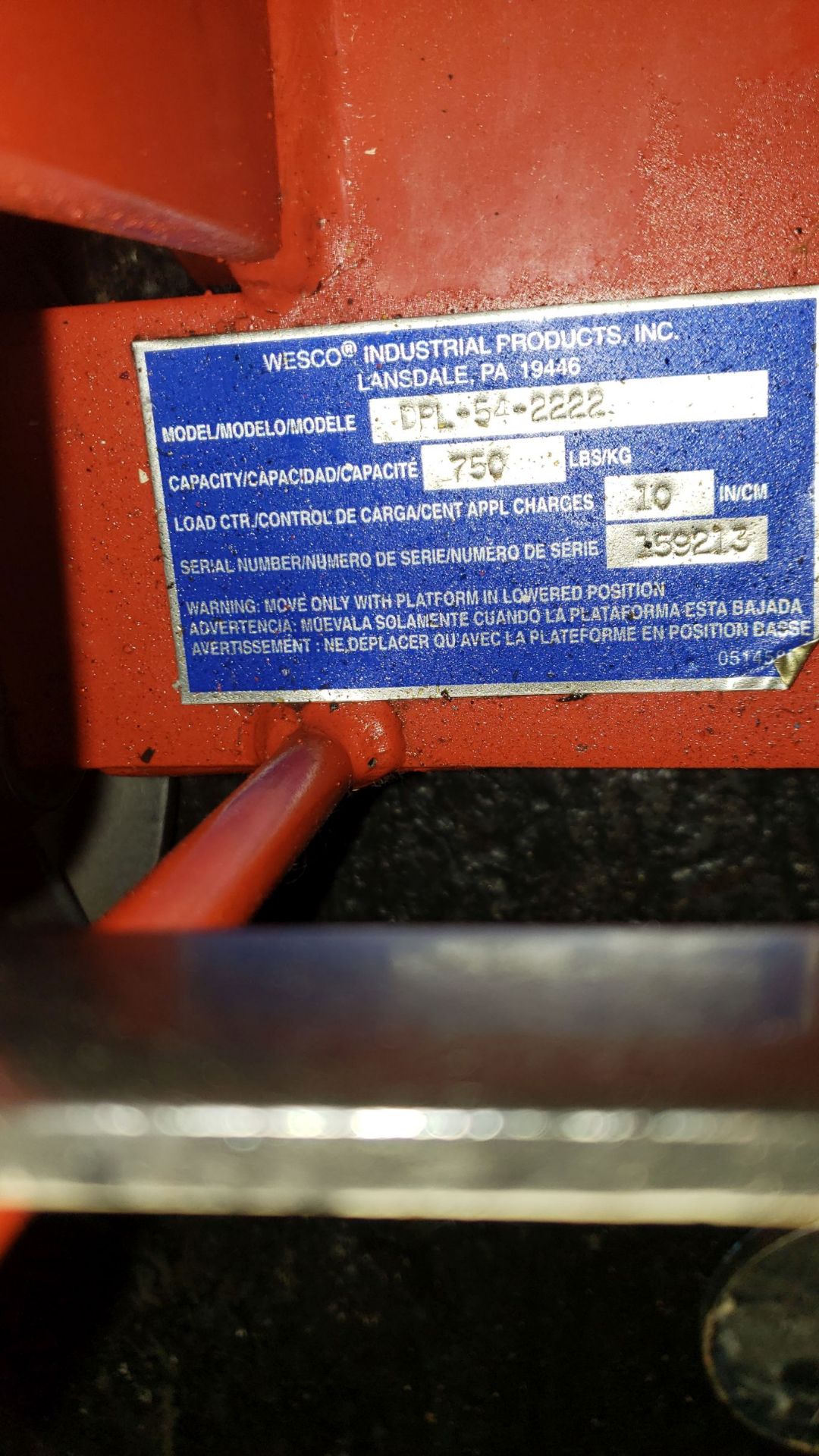 Wesco Lifter, 750 lb capacity - Image 5 of 5