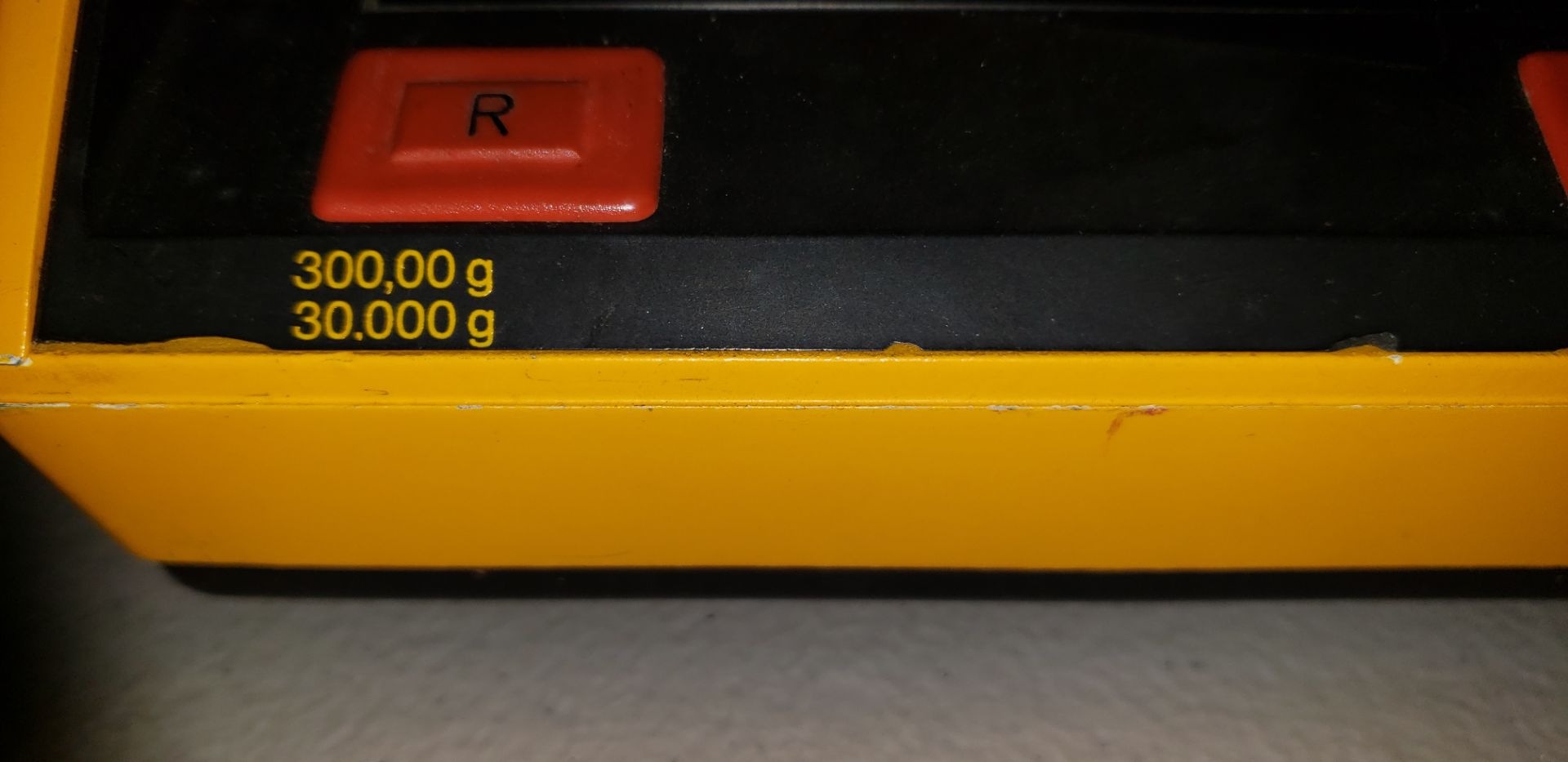 Sartorious Scale, Yellow - Image 3 of 7