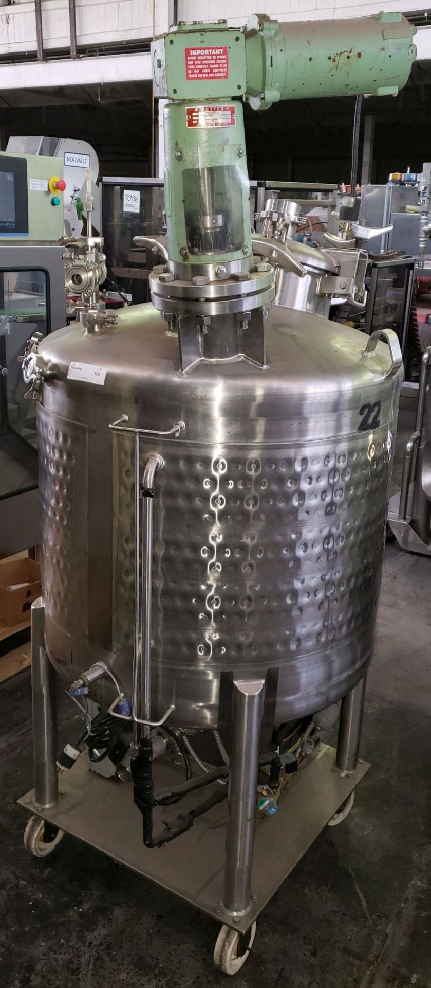 90 Gallon Mueller Tank, stainless steel construction, approximately 32" diameter x 26" straight - Image 2 of 12