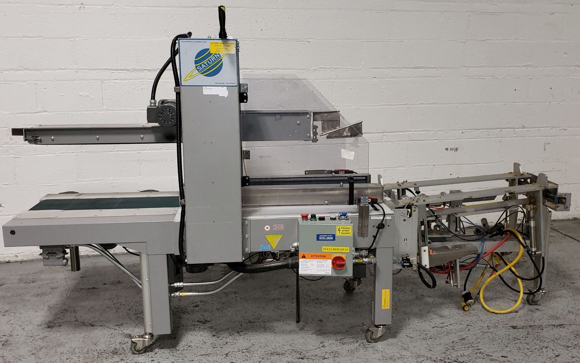 Saturn case sealer, Model 20/20