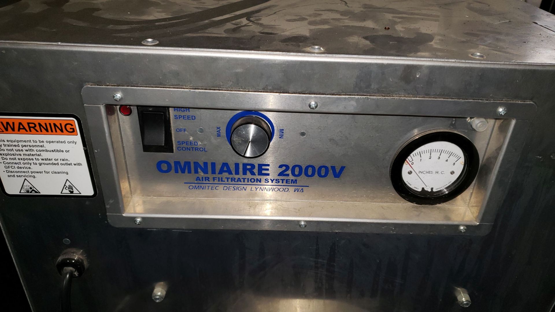 Omniaire indoor air filtration unit, model OA2000V, capable of 300-1900 cfm, aluminum construction, - Image 2 of 6