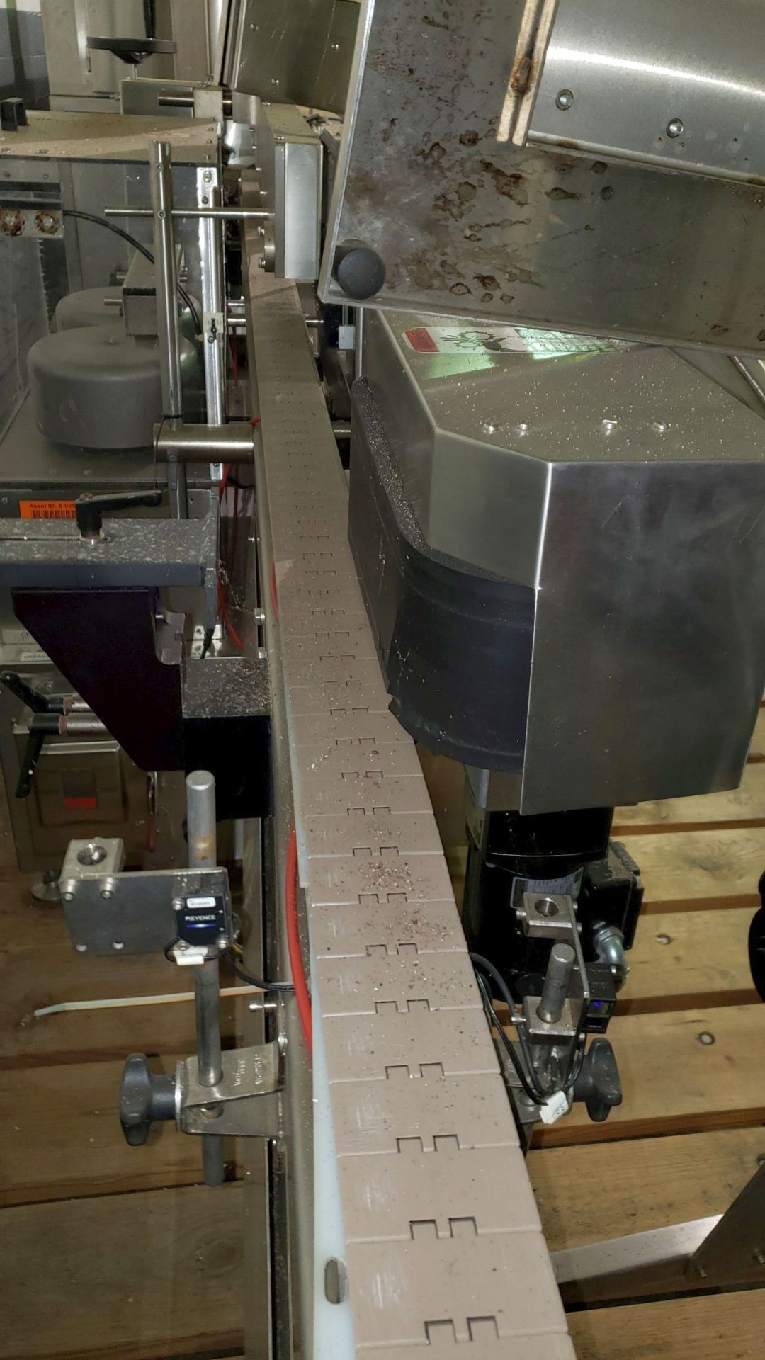 NJM Wrap-Around Labeler, model 334LDBOP245, 230 volt, single phase, with Norwood model Jaguar - Image 23 of 24