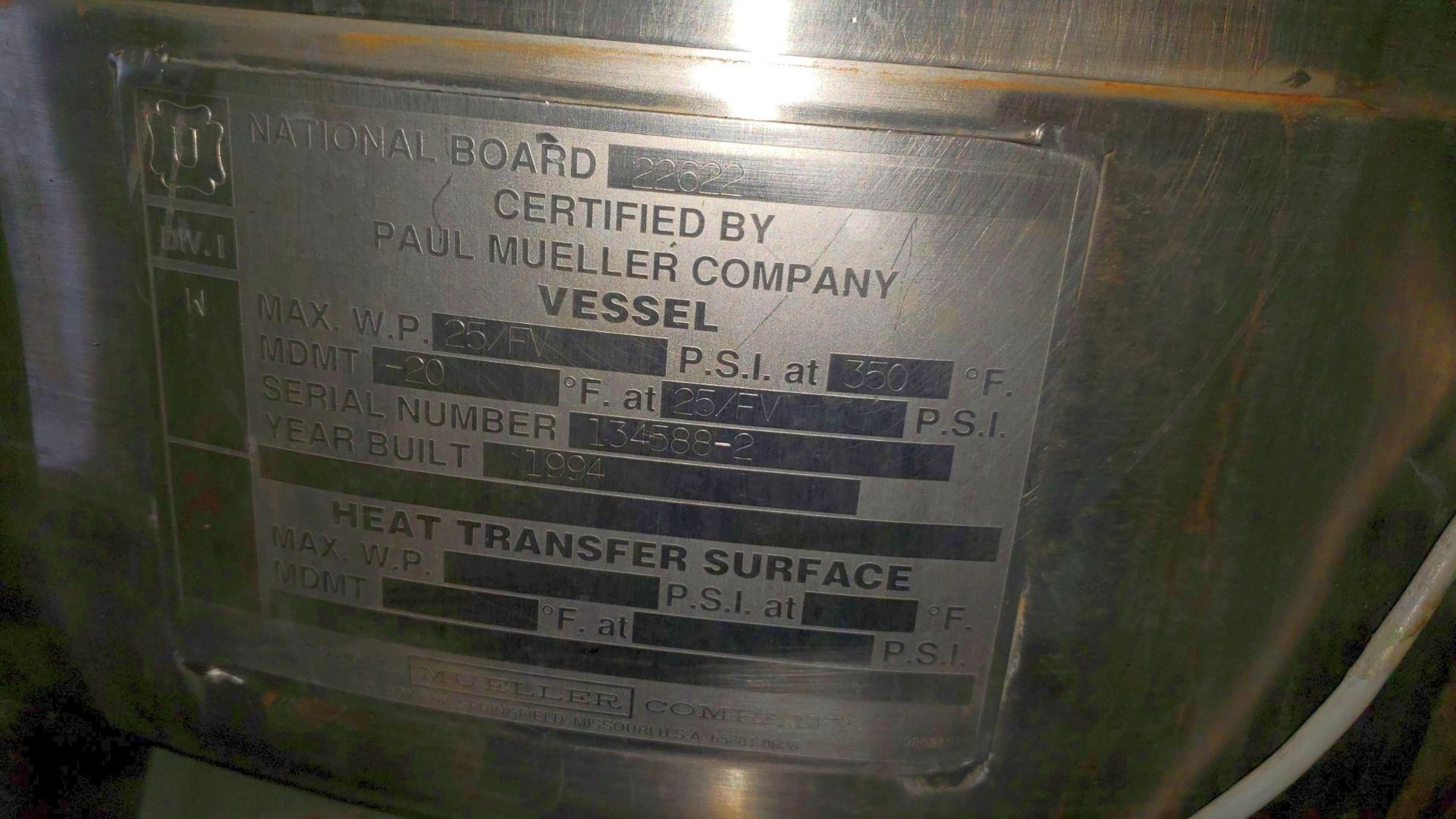 90 Gallon Mueller Tank, stainless steel construction, approximately 32" diameter x 26" straight - Image 3 of 12