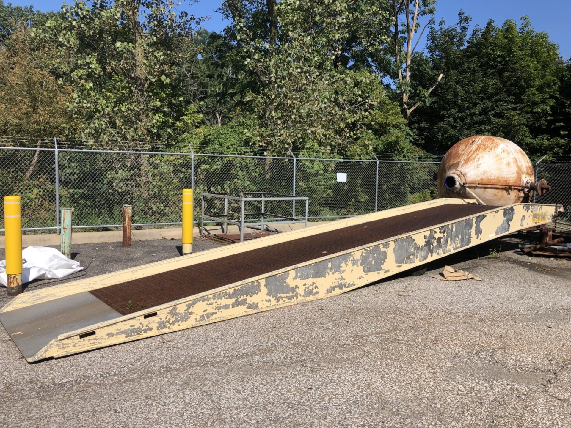 Copperloy Heavy Duty Mobile Steel Yard Ramp 20,000# CAP **See Auctioneers note**