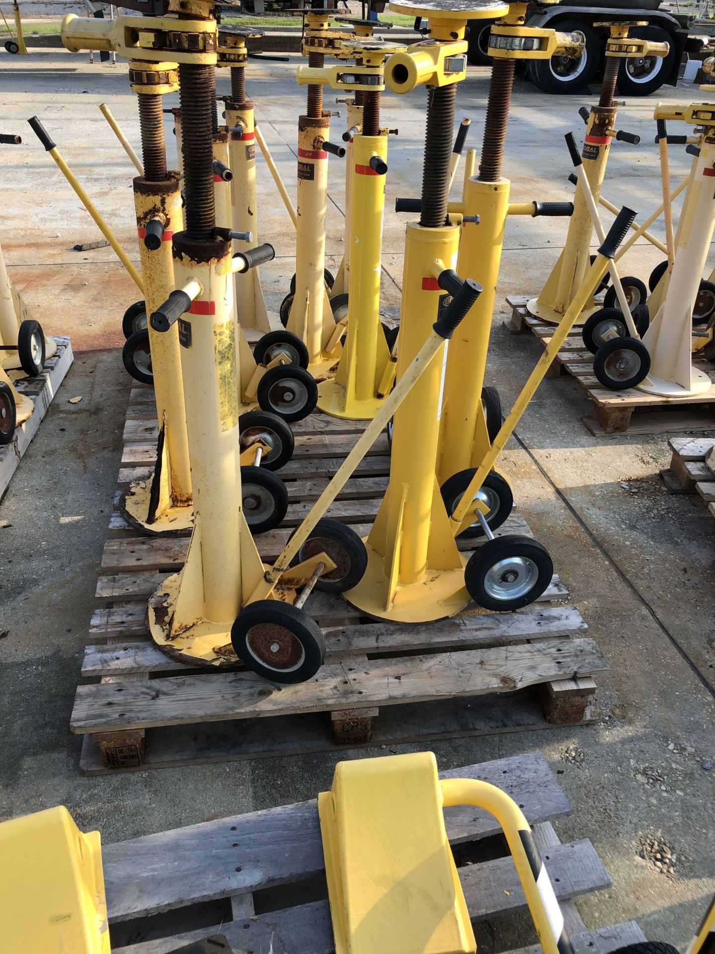 (4) Global Industries 100,000Lbs 2Wheeled Ratcheting Trailer