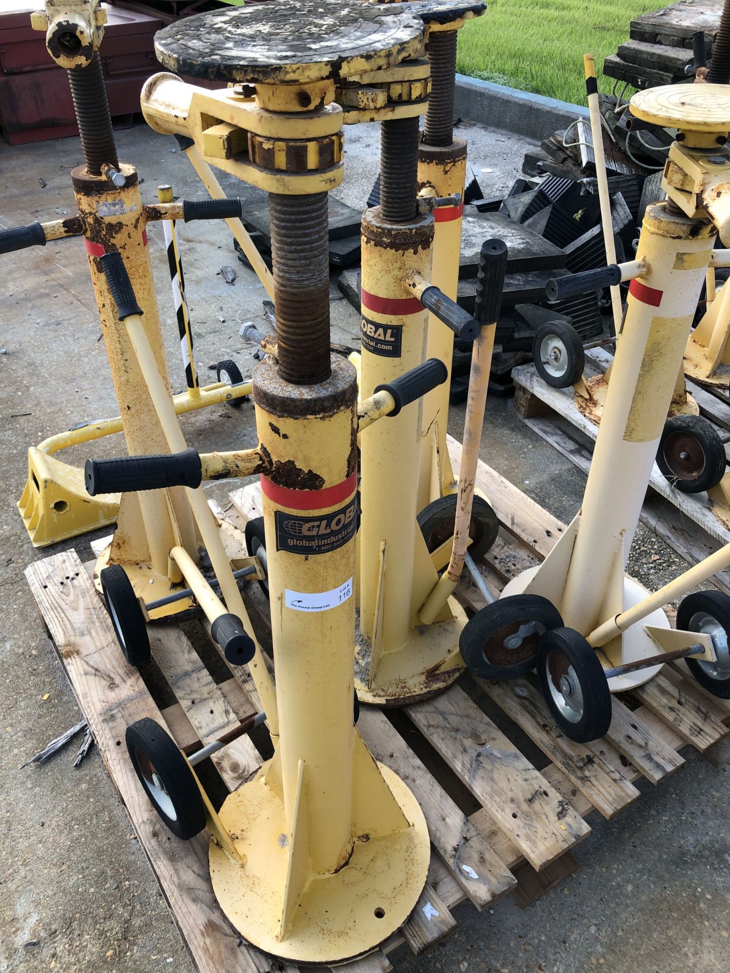 (5) Global Industries 100,000Lbs 2-Wheeled Ratcheting Trailer Stabilizing Jack Stands - Image 3 of 5