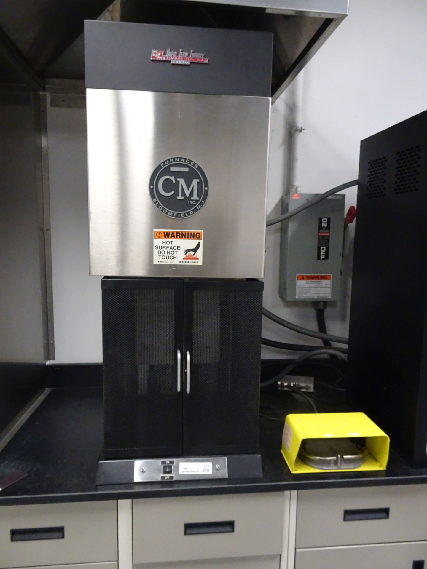 CM Inc Model 1612CM Bottom Loading Rapid Temp Series Lab Box Furnace Max Temp 1600 Degree C (2900 - Image 2 of 7