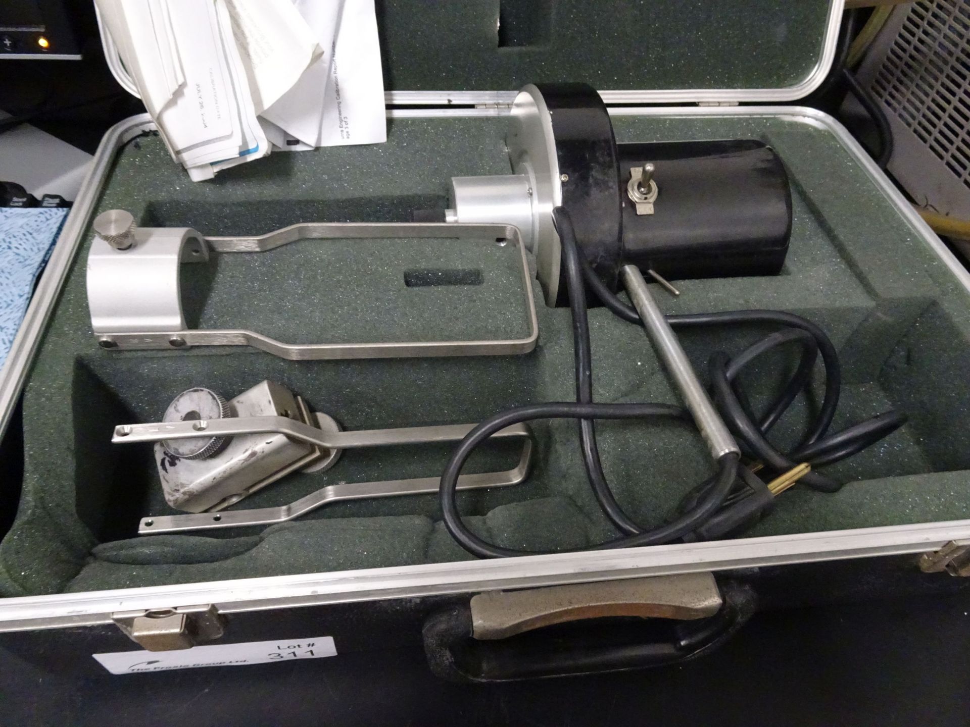 Brookfield Model LVF Viscometer , sn 85698 With Case and Accessories - Image 2 of 5