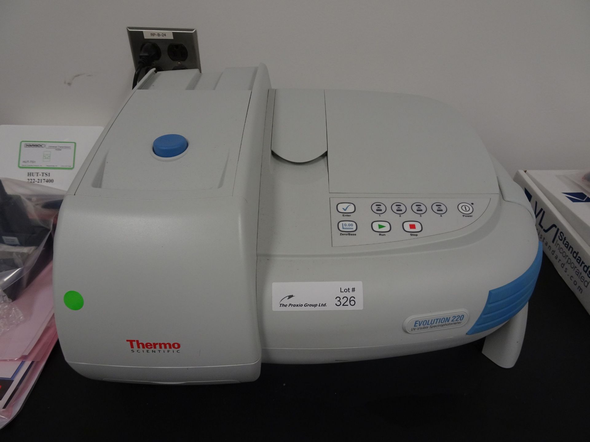 Thermo Scientific Evolution 220 UV-VIS Spectrophotometer, - Image 2 of 14