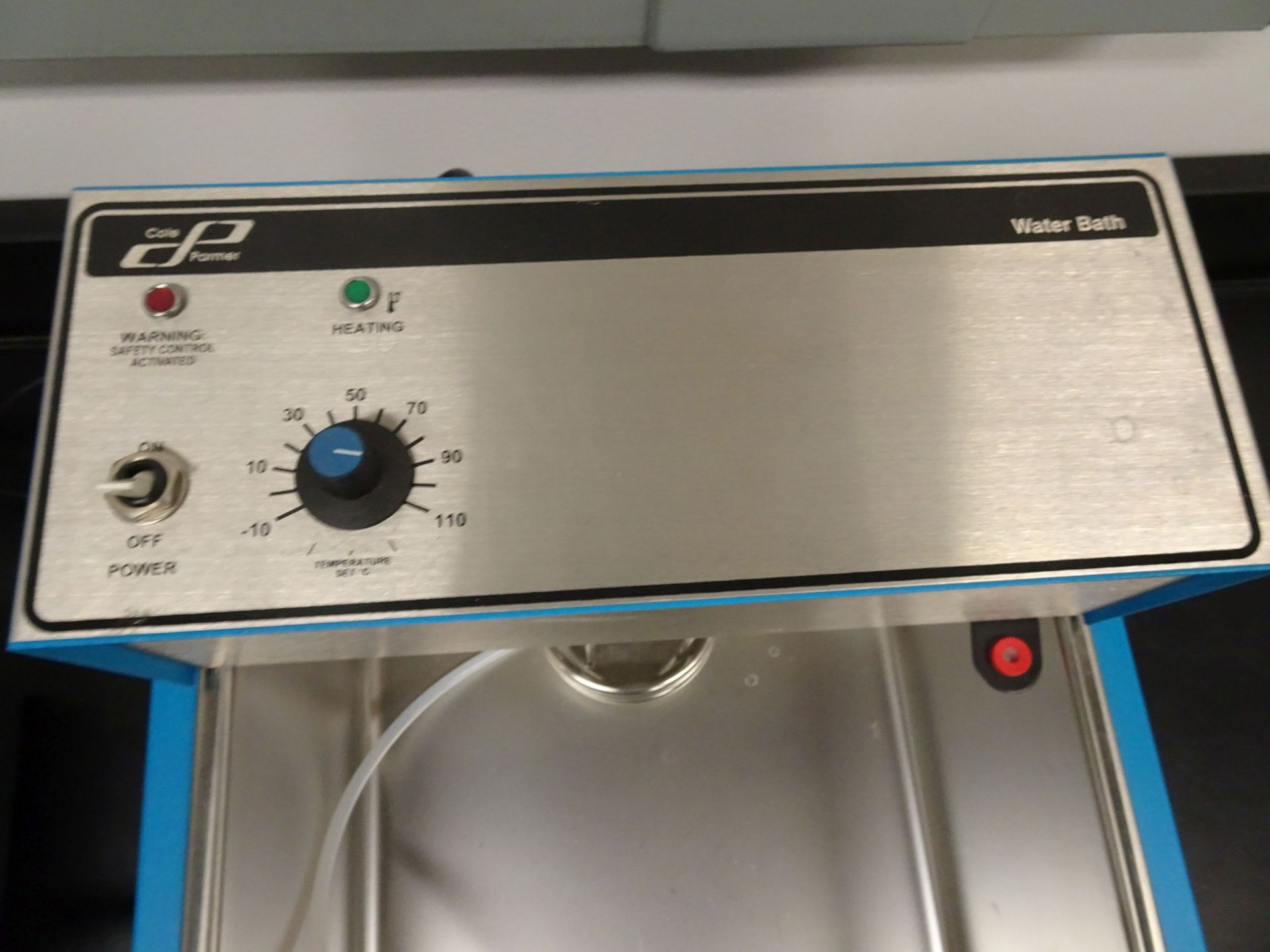 Cole Parmer Model BT-15 Constant Temperature Water Bath, sn G50403 - Image 3 of 7