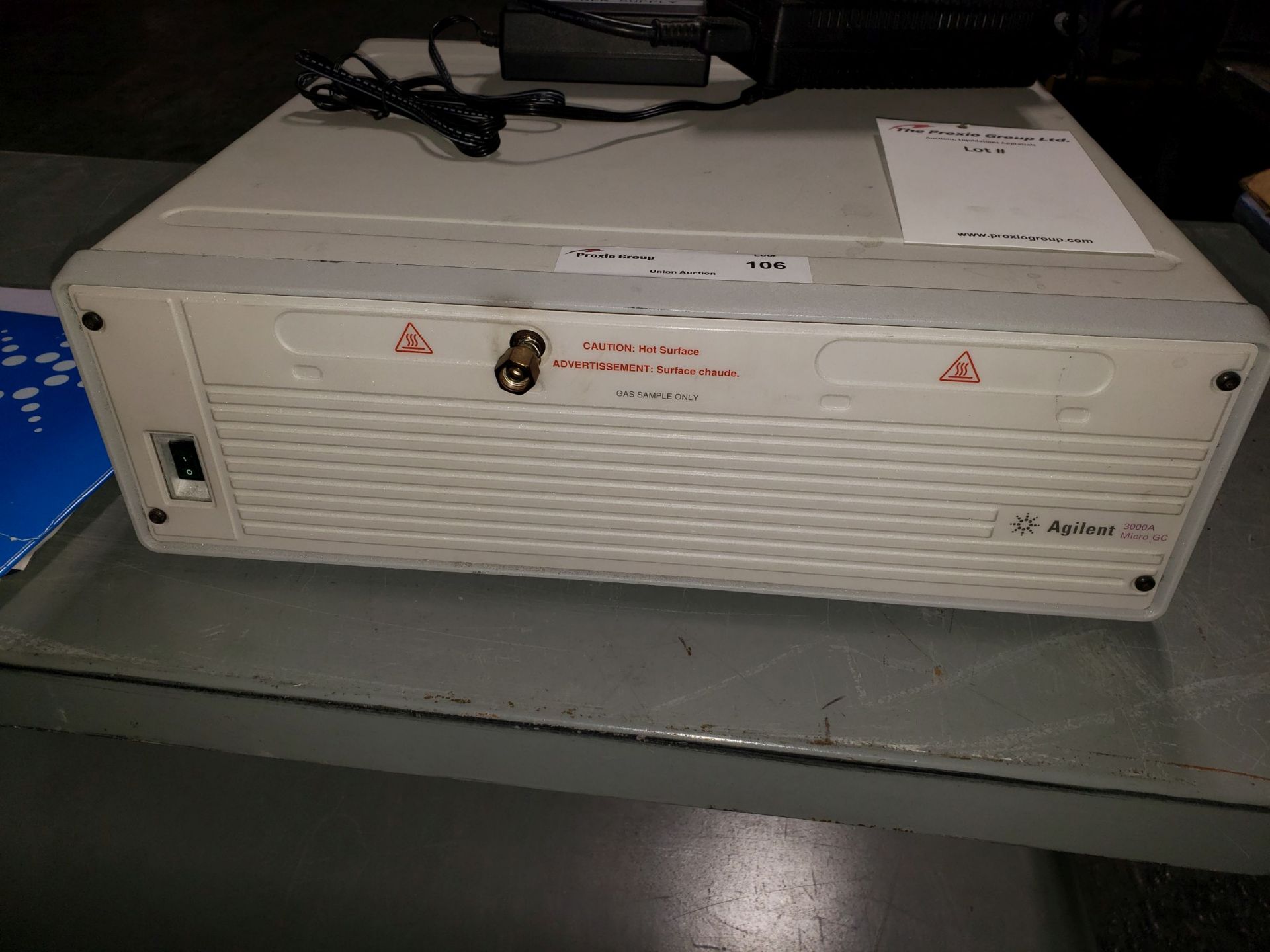 Agilent Micro Gas Chromatograph , model 3000A, with power cord, manuals and software - Image 4 of 9