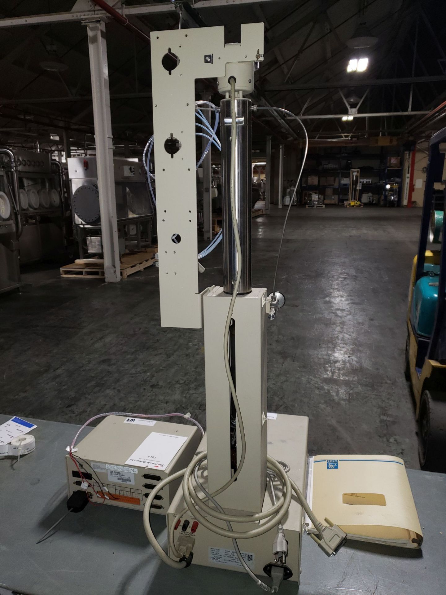 ISCO D Series Syringe Pump, Model 100 DM, with Pump Controller - Image 10 of 18